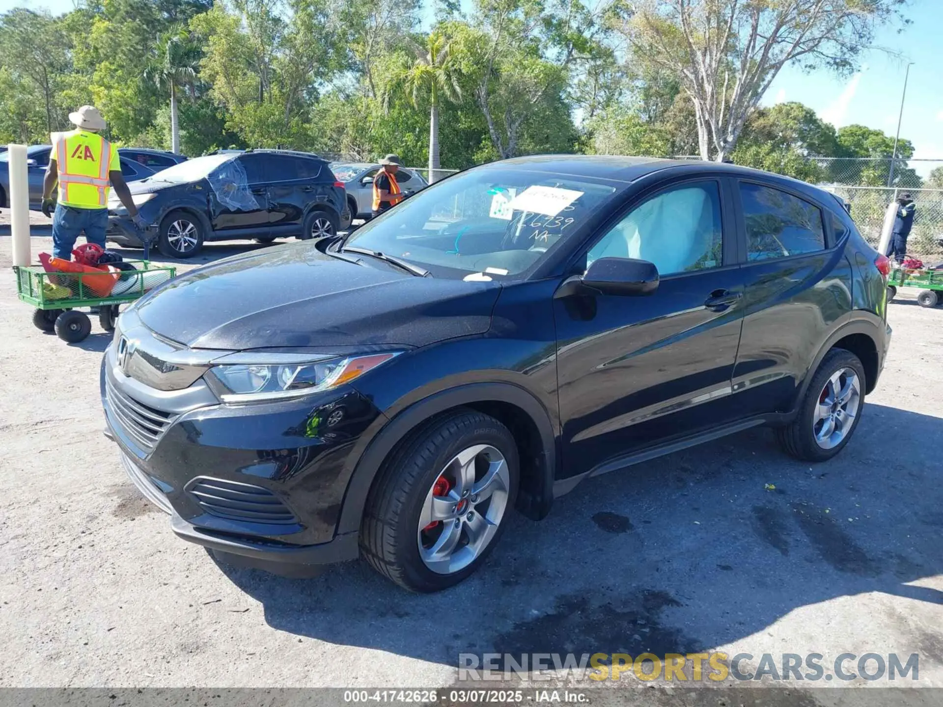 2 Photograph of a damaged car 3CZRU5H33MM726939 HONDA HR-V 2021