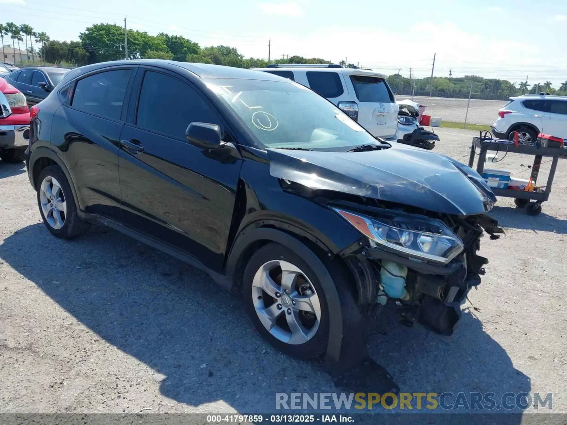 1 Photograph of a damaged car 3CZRU5H34MM726934 HONDA HR-V 2021