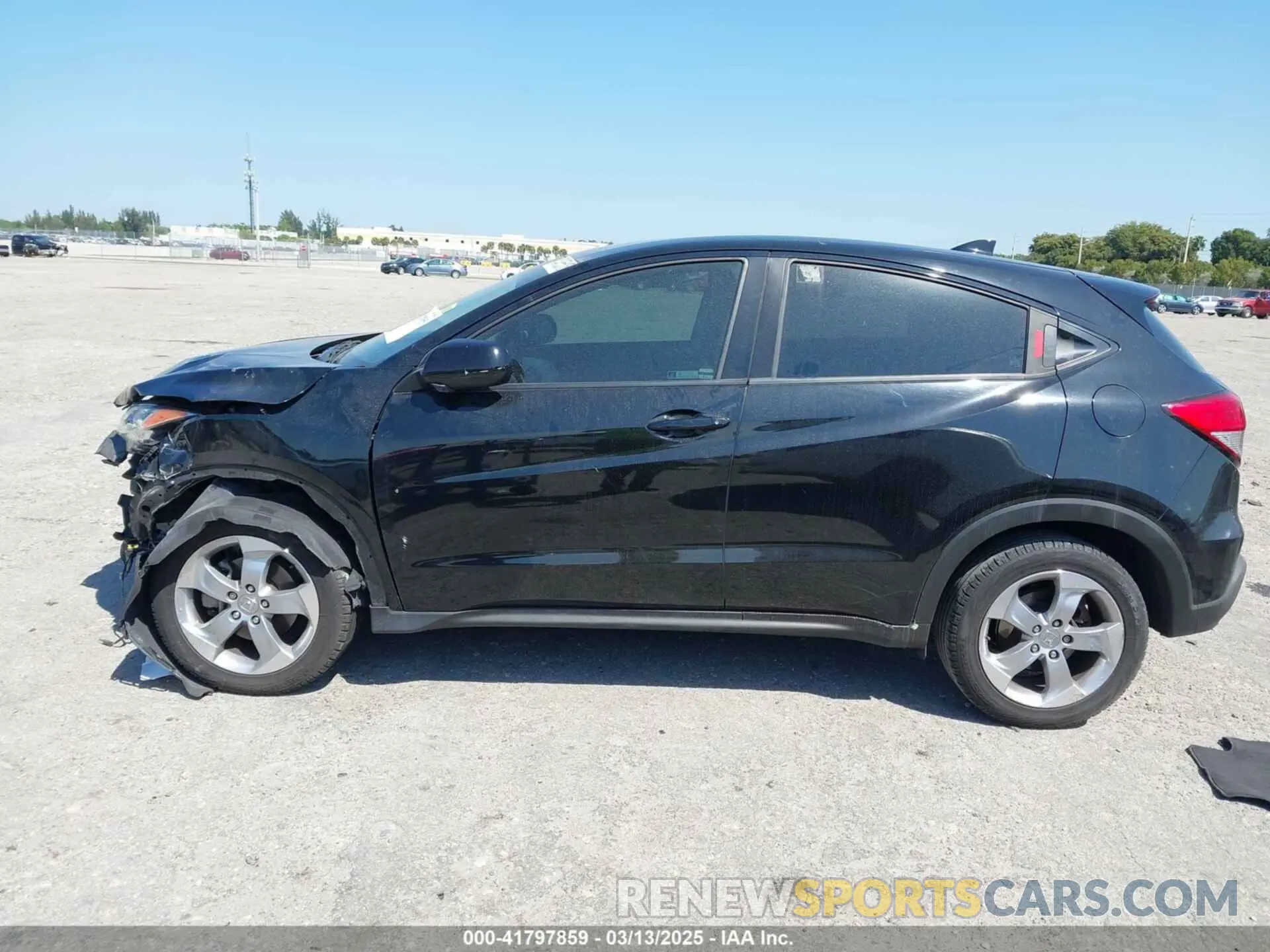 15 Photograph of a damaged car 3CZRU5H34MM726934 HONDA HR-V 2021