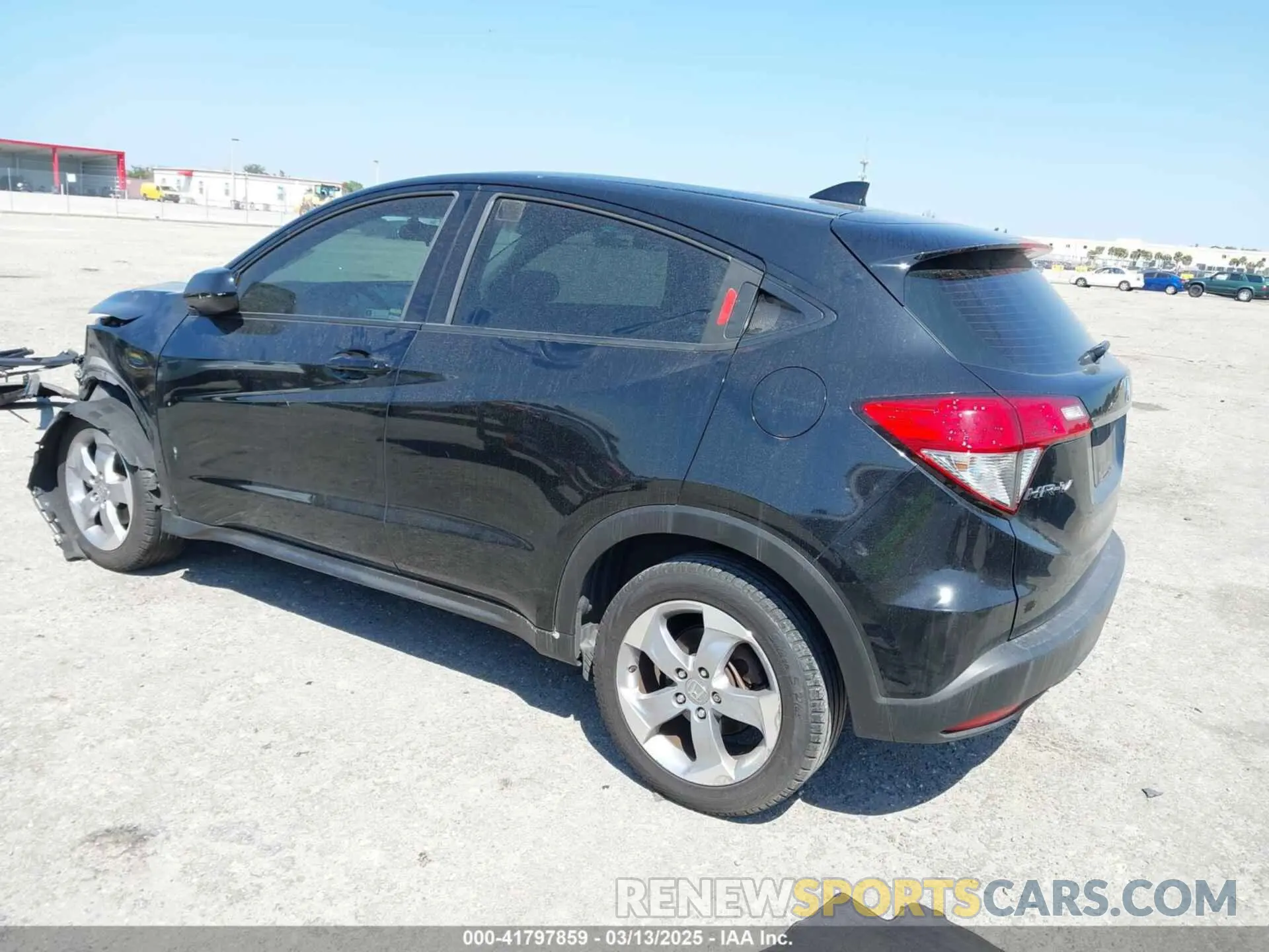 3 Photograph of a damaged car 3CZRU5H34MM726934 HONDA HR-V 2021