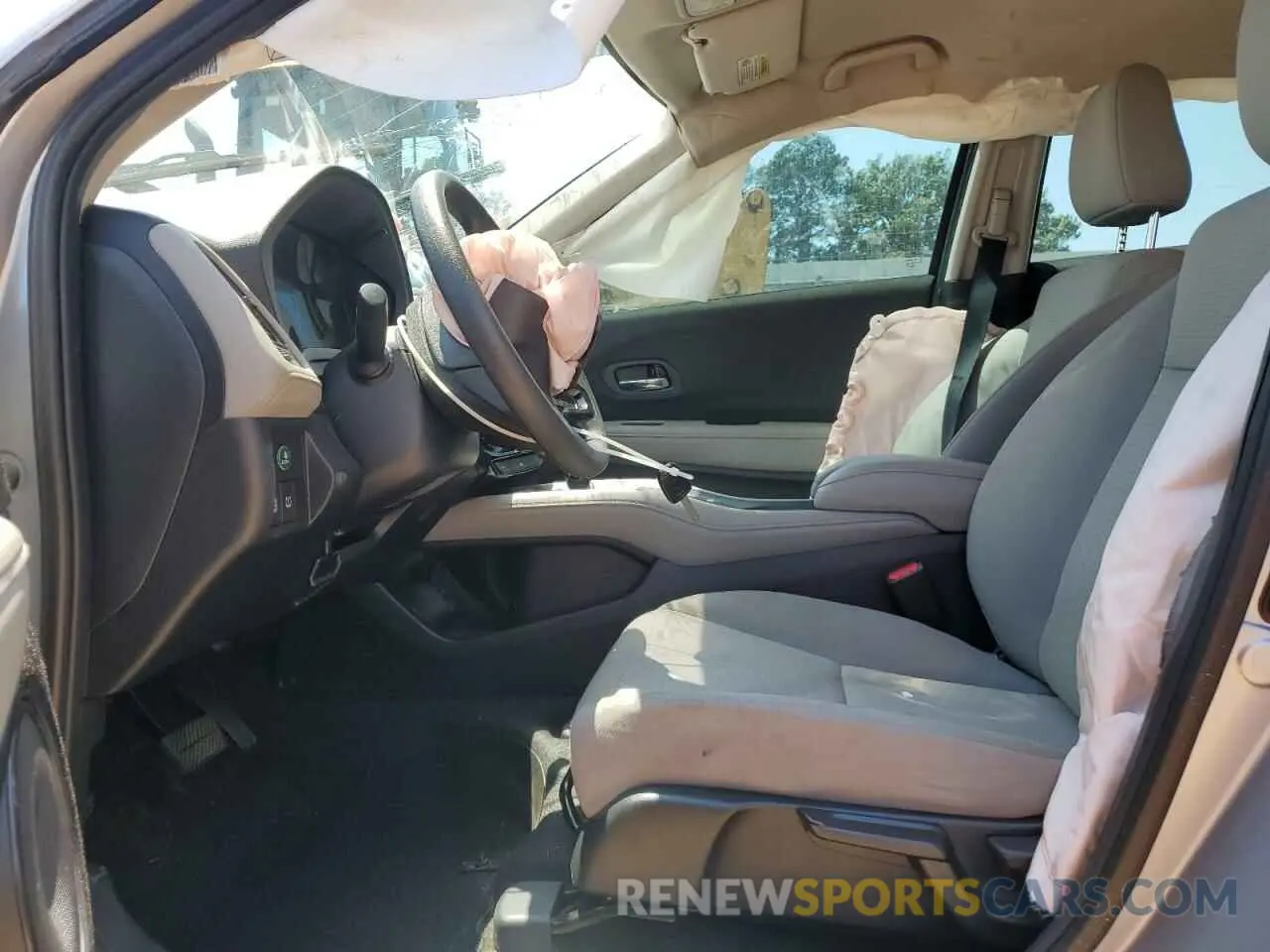 7 Photograph of a damaged car 3CZRU5H36MM715644 HONDA HR-V 2021