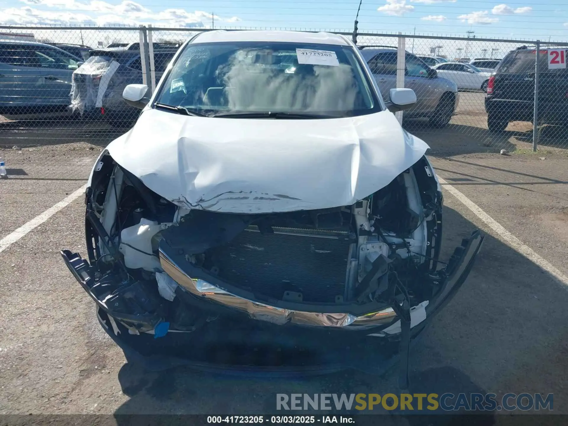 12 Photograph of a damaged car 3CZRU5H39MM728355 HONDA HR-V 2021