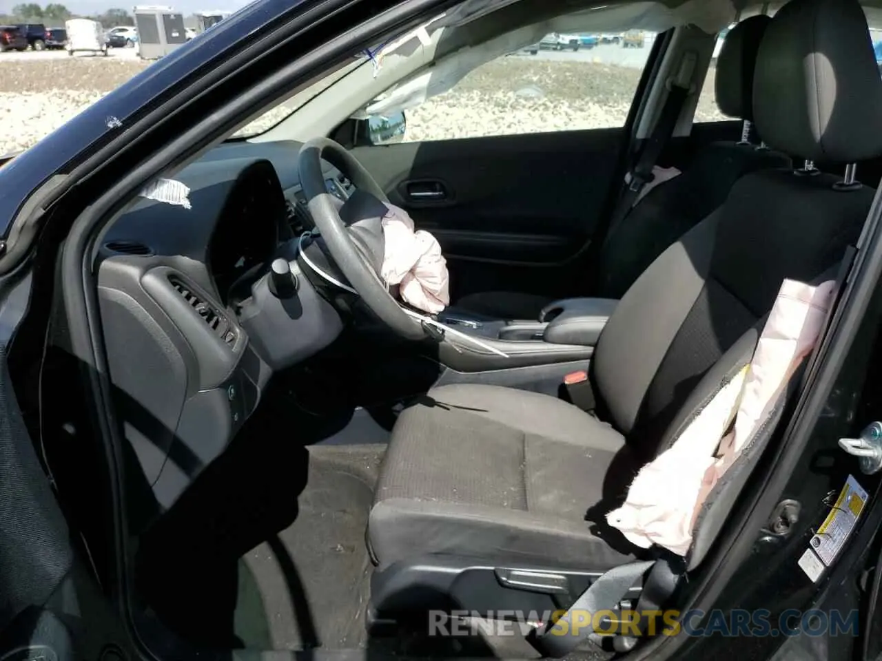 7 Photograph of a damaged car 3CZRU5H39MM731966 HONDA HR-V 2021