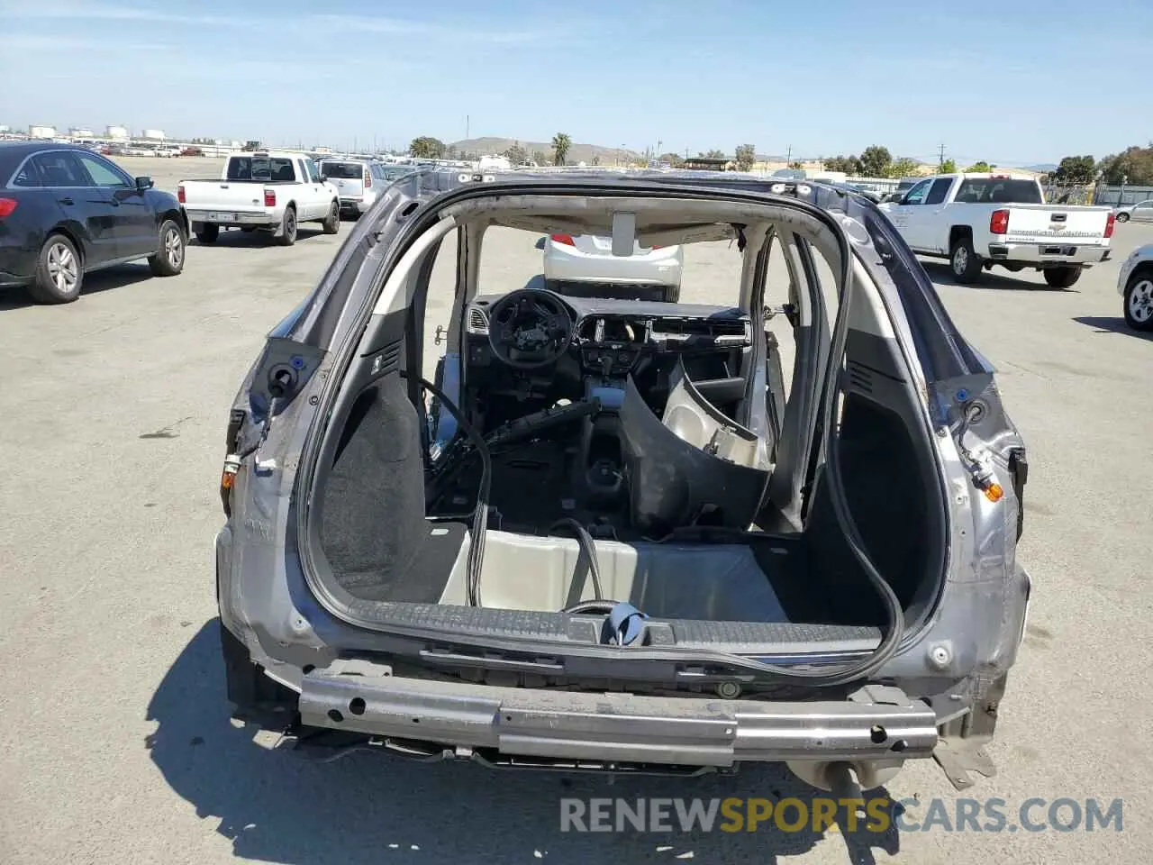 6 Photograph of a damaged car 3CZRU5H3XMM708163 HONDA HR-V 2021