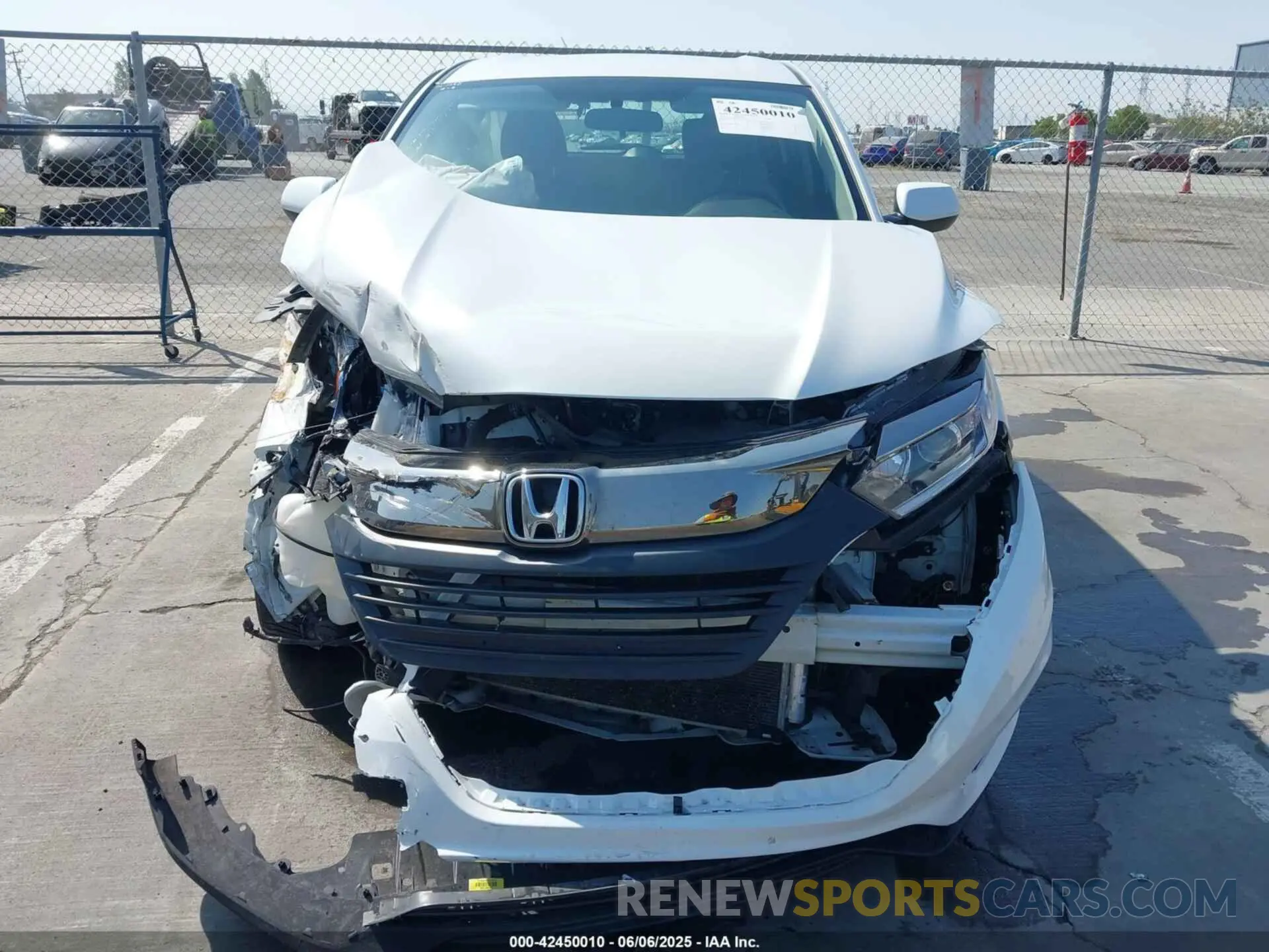 12 Photograph of a damaged car 3CZRU5H3XMM723617 HONDA HR-V 2021