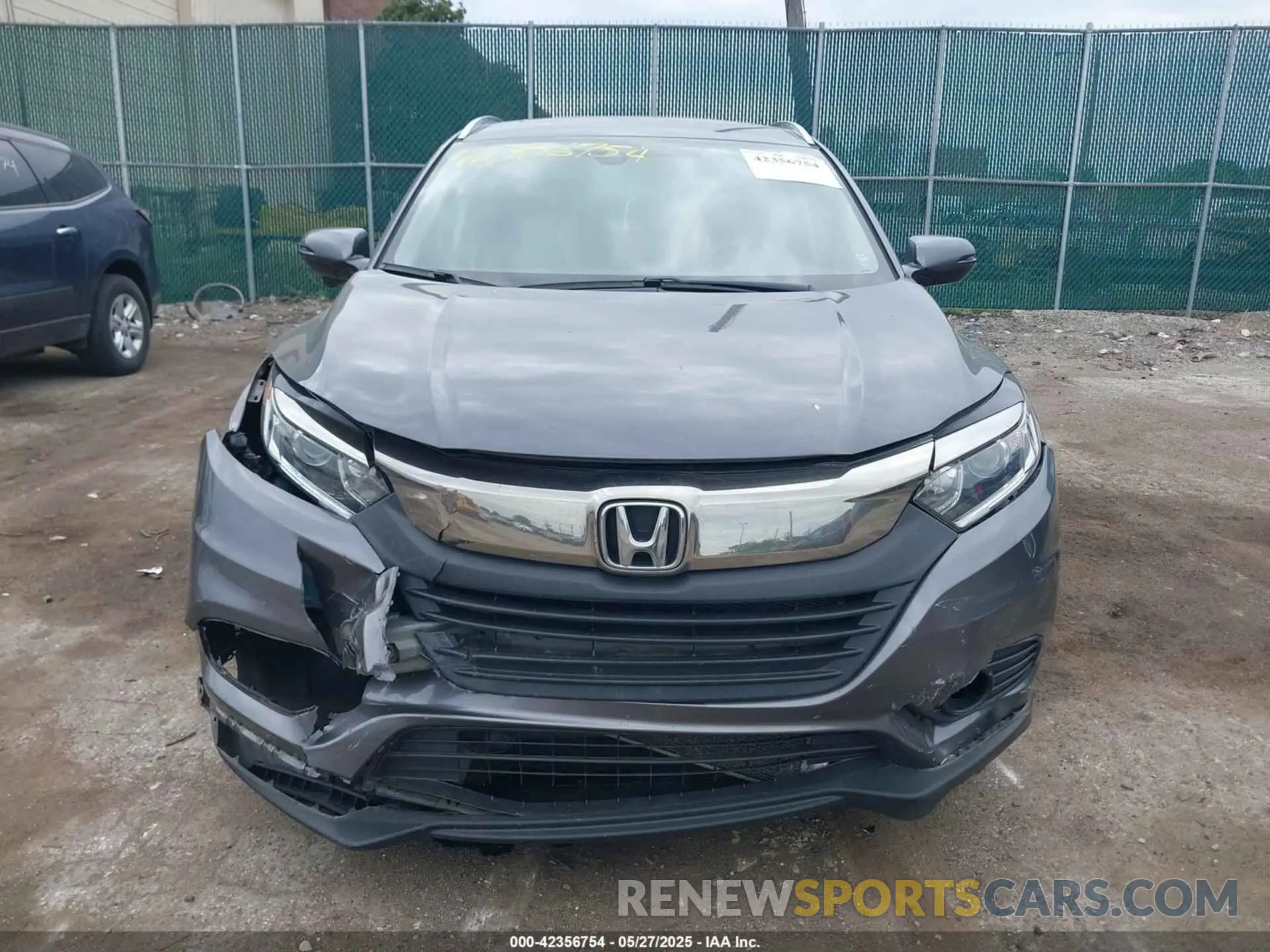 12 Photograph of a damaged car 3CZRU5H50MM701563 HONDA HR-V 2021