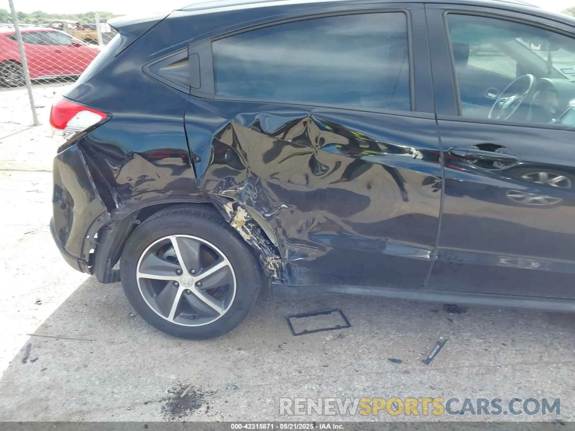6 Photograph of a damaged car 3CZRU5H50MM708285 HONDA HR-V 2021