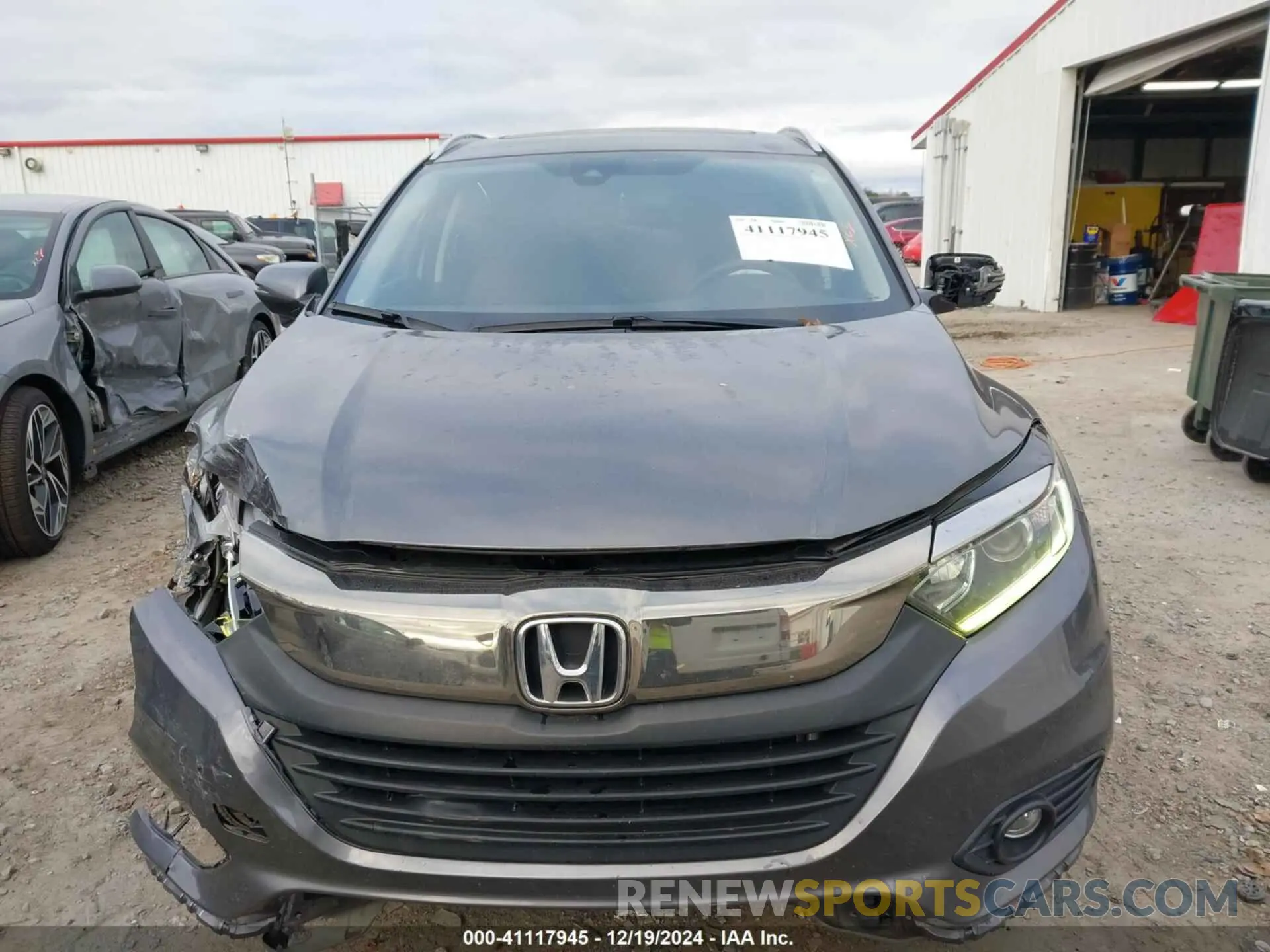 13 Photograph of a damaged car 3CZRU5H50MM713292 HONDA HR-V 2021