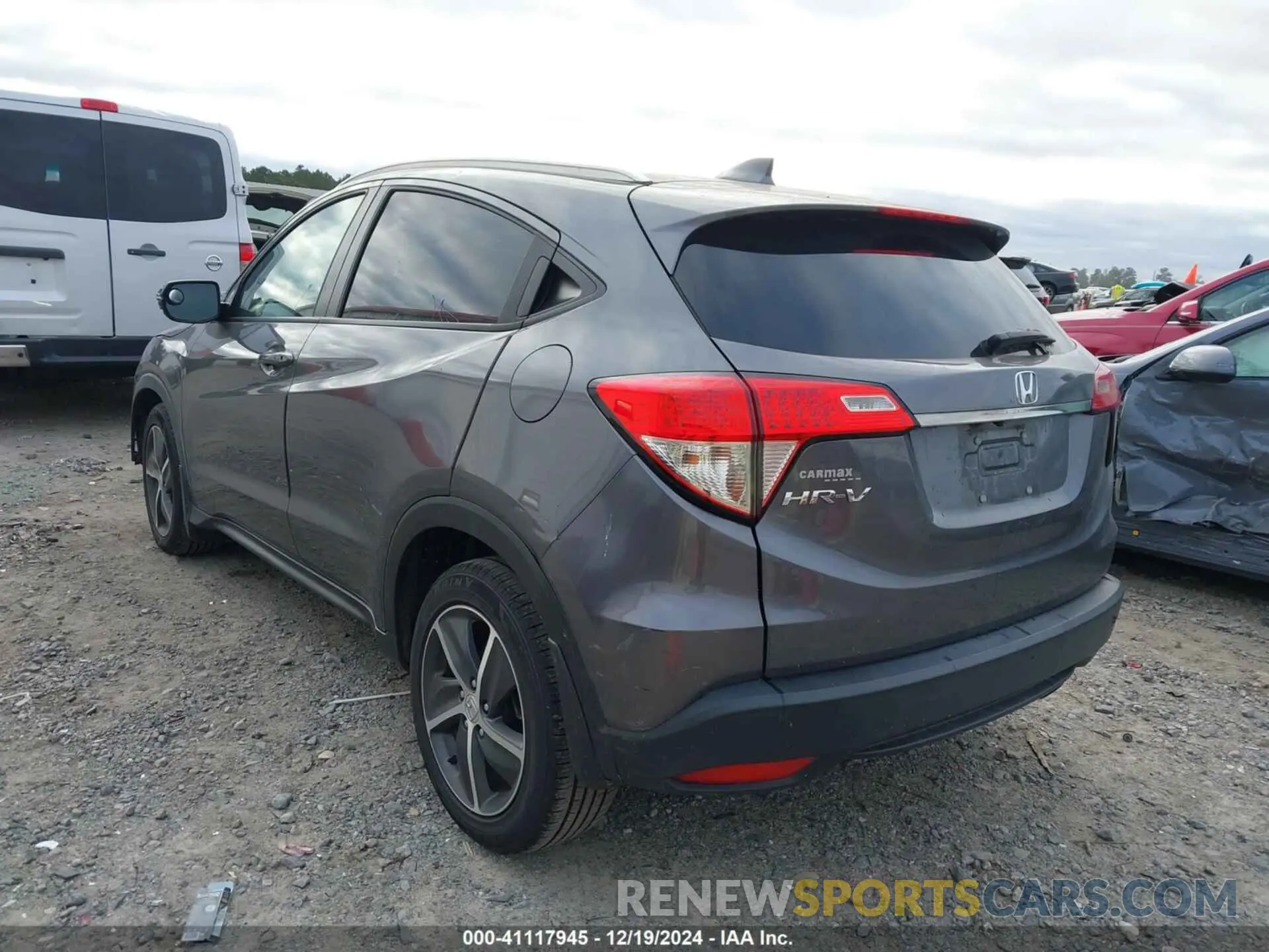 3 Photograph of a damaged car 3CZRU5H50MM713292 HONDA HR-V 2021