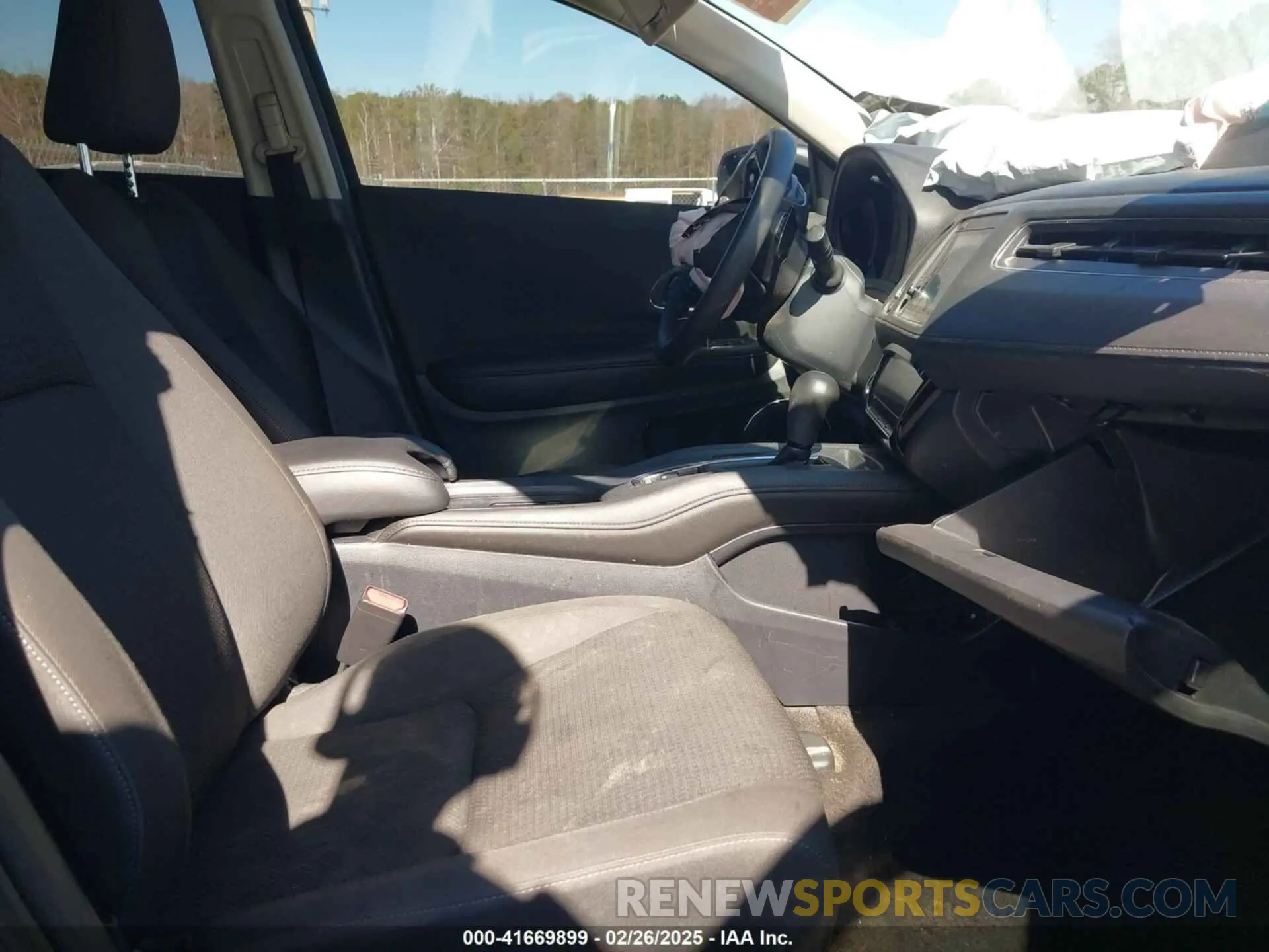 5 Photograph of a damaged car 3CZRU5H52MM705470 HONDA HR-V 2021