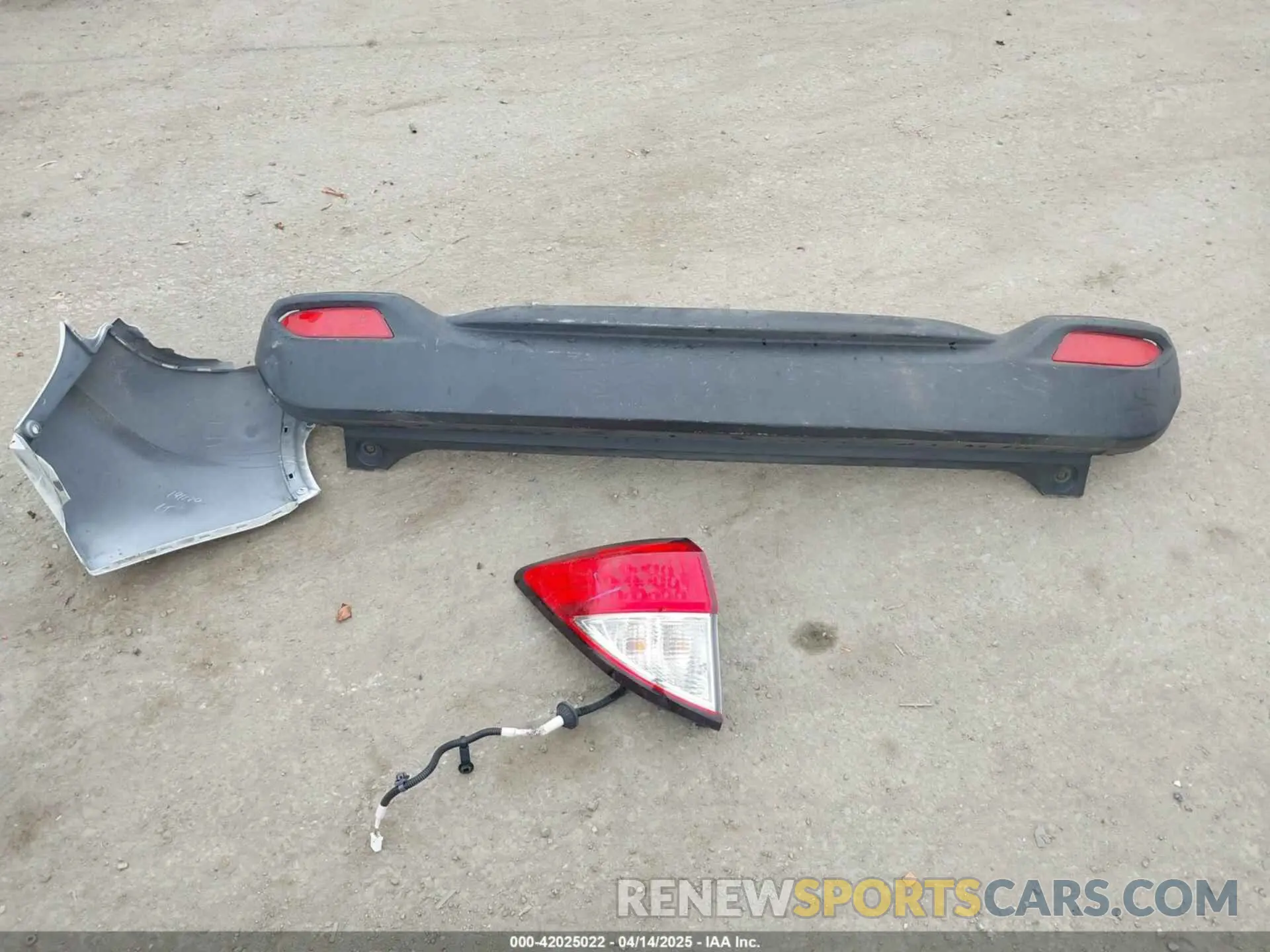 12 Photograph of a damaged car 3CZRU5H52MM710538 HONDA HR-V 2021