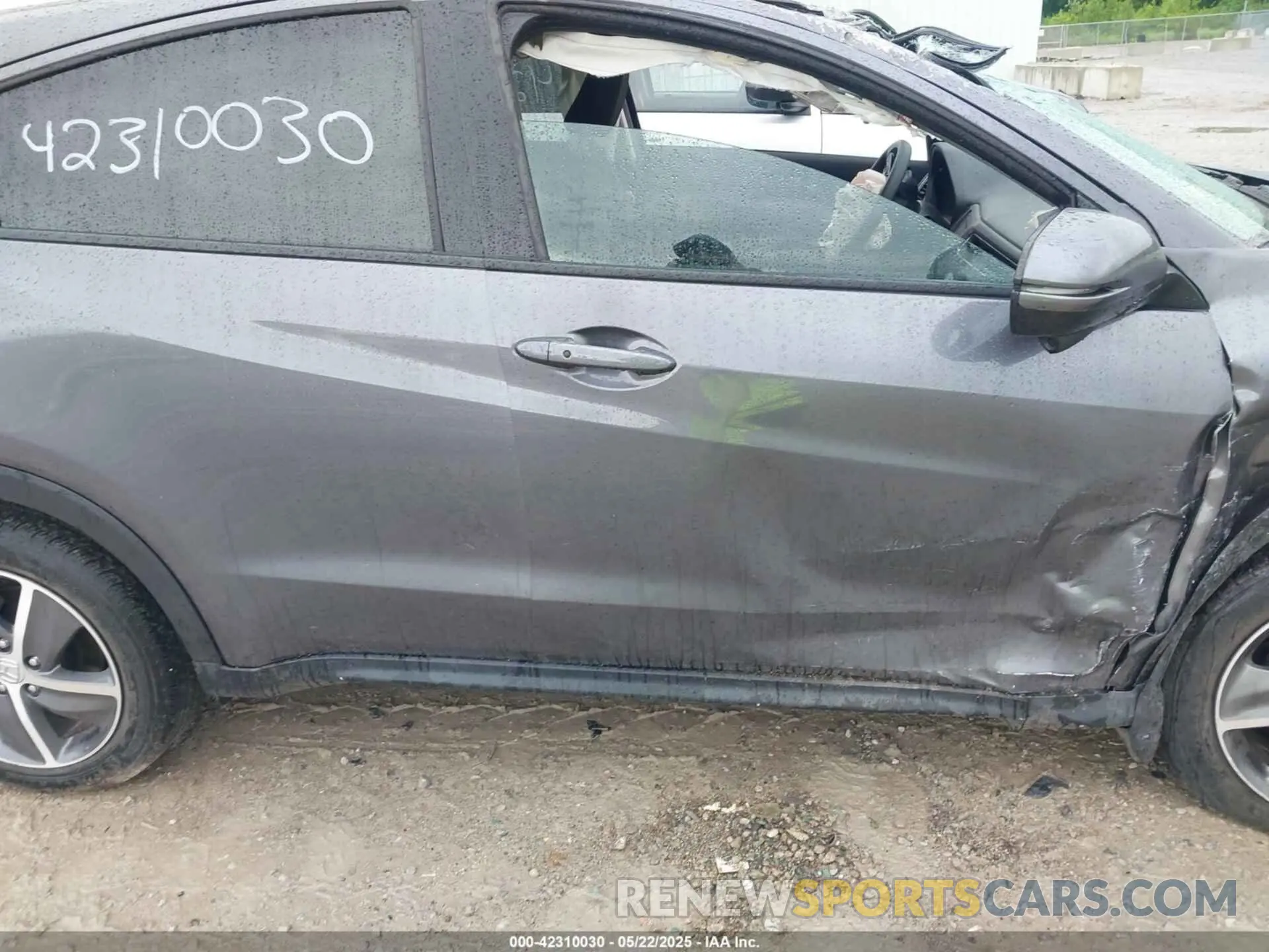 13 Photograph of a damaged car 3CZRU5H52MM726660 HONDA HR-V 2021