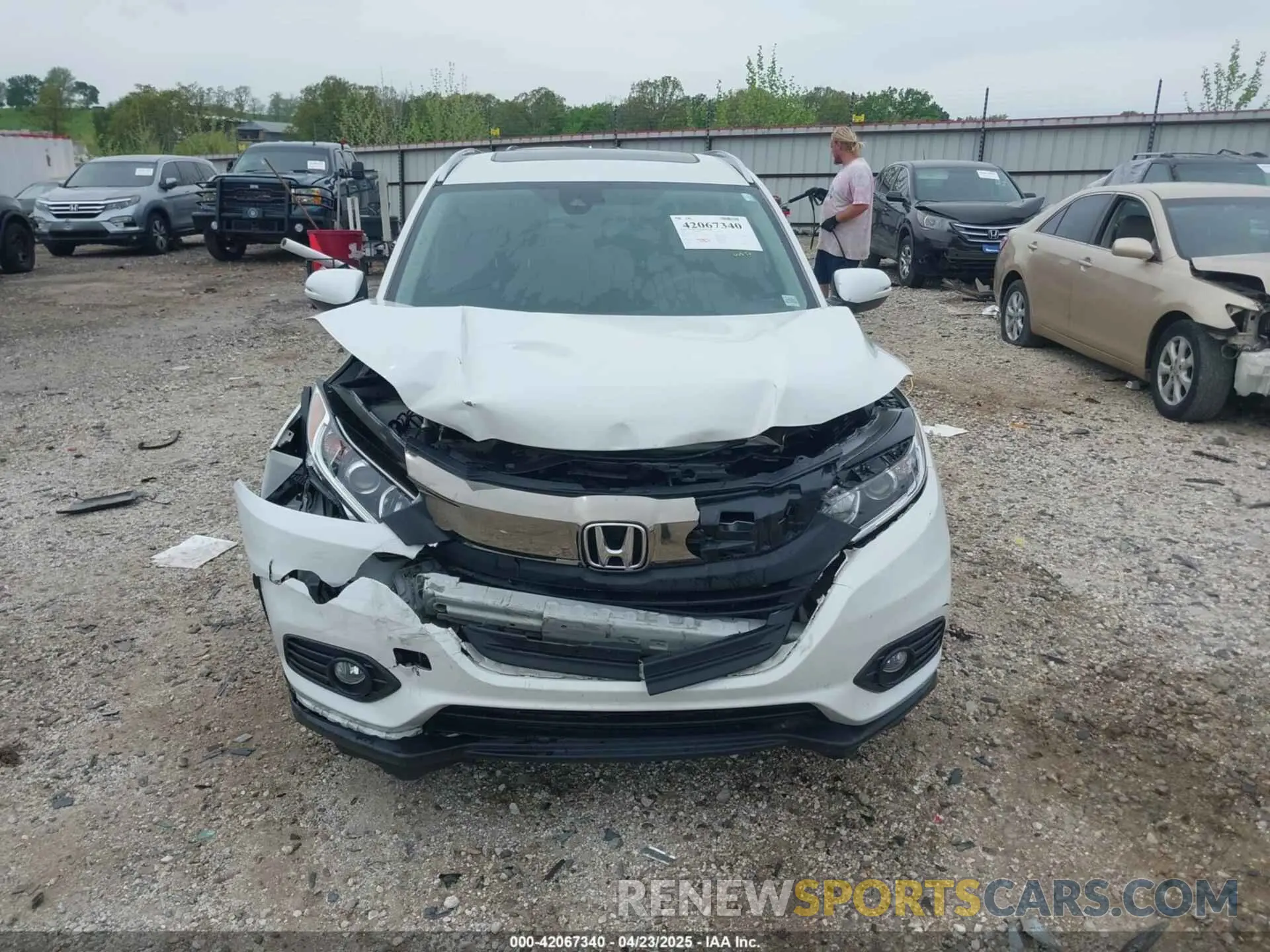 12 Photograph of a damaged car 3CZRU5H53MM711441 HONDA HR-V 2021
