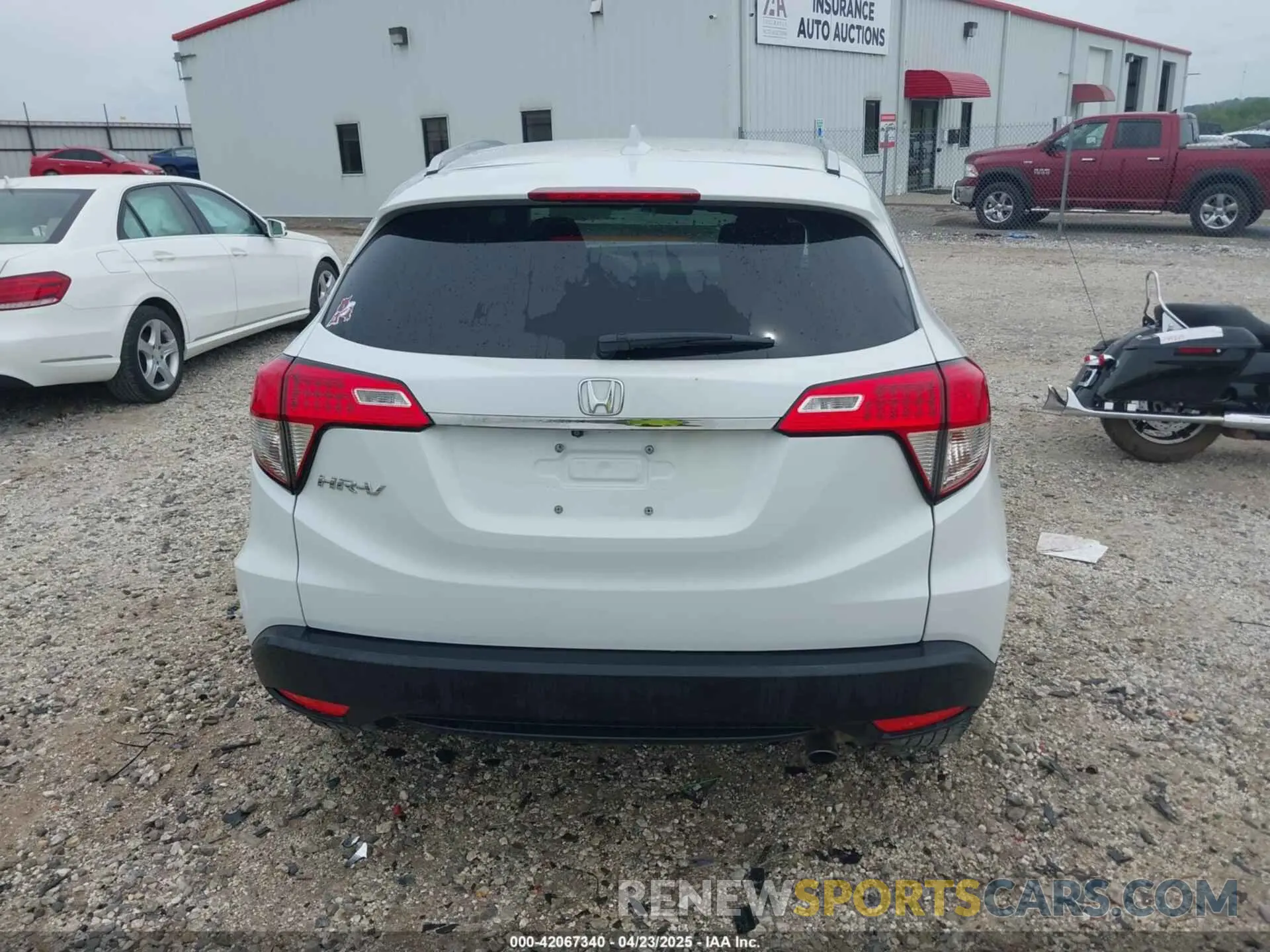 16 Photograph of a damaged car 3CZRU5H53MM711441 HONDA HR-V 2021