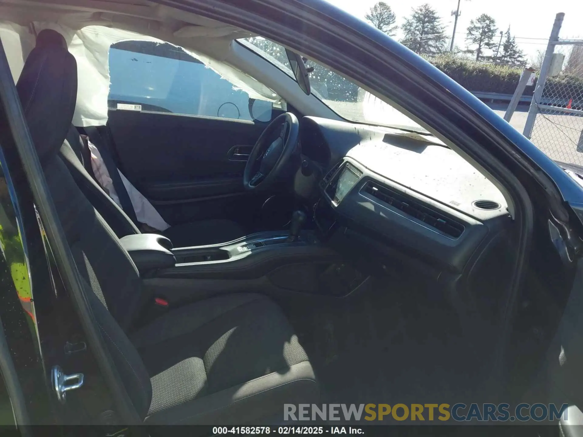 5 Photograph of a damaged car 3CZRU5H55MM729052 HONDA HR-V 2021