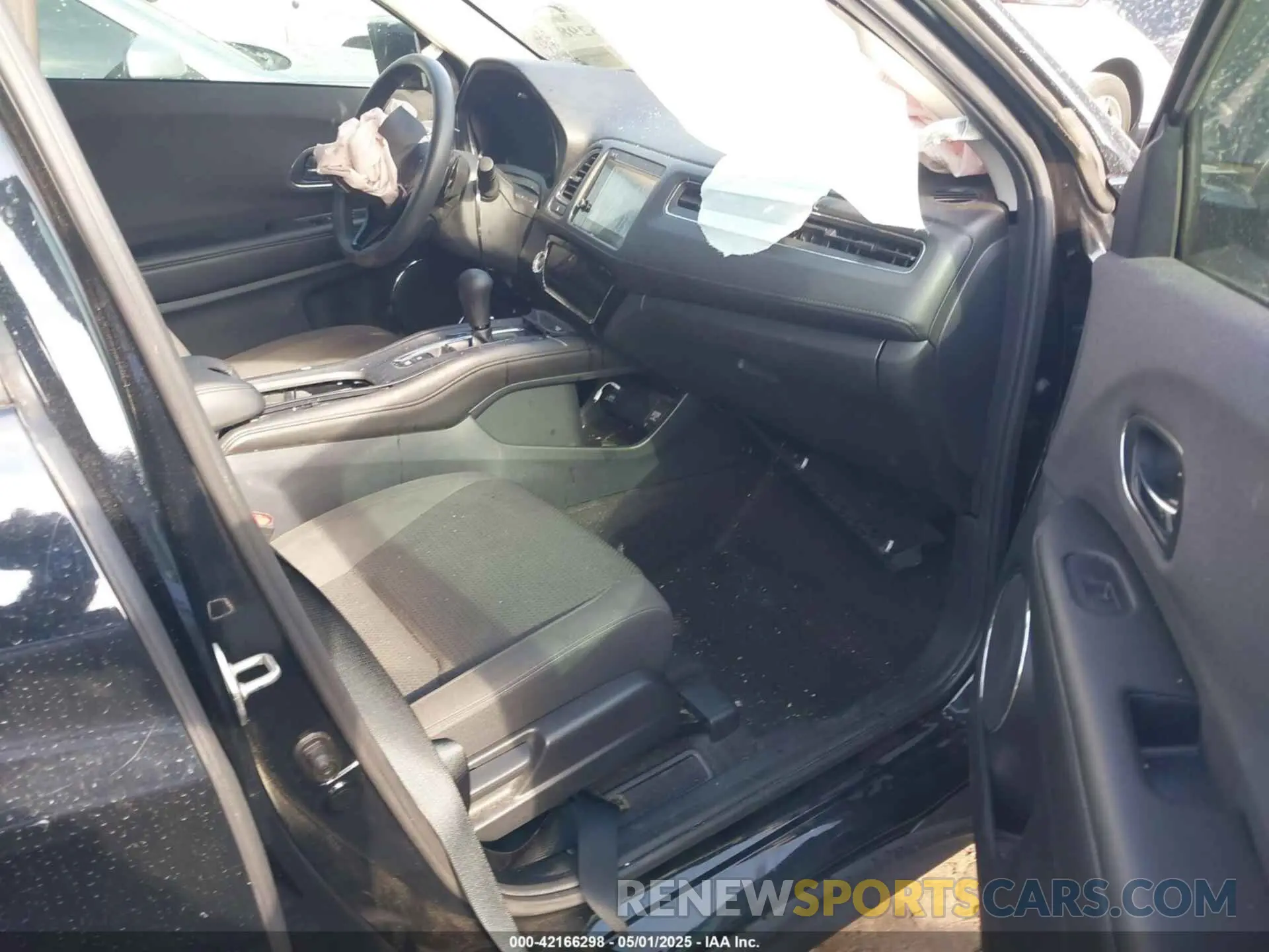 5 Photograph of a damaged car 3CZRU5H58MM703044 HONDA HR-V 2021
