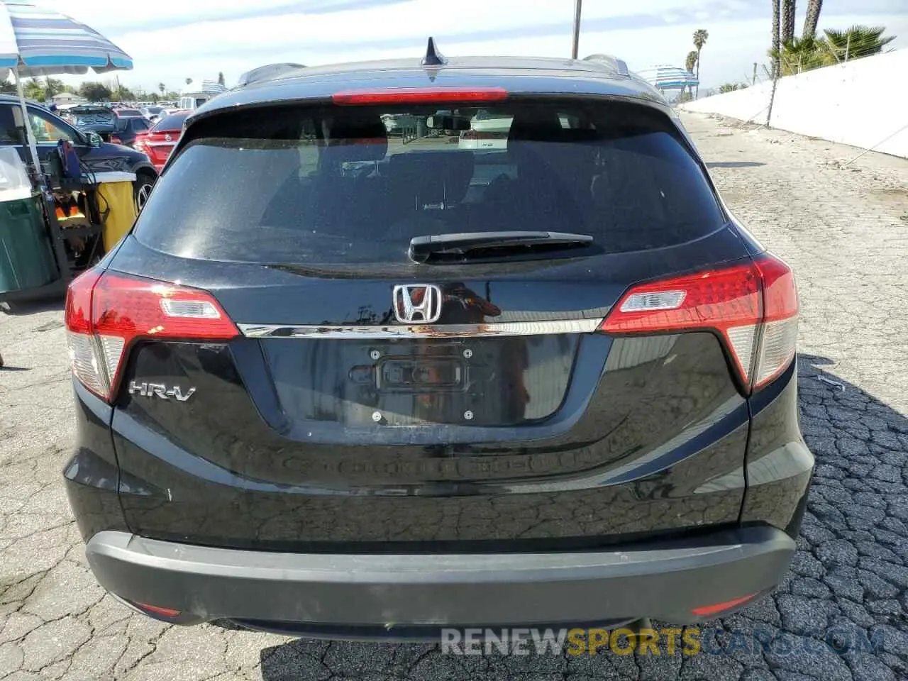 6 Photograph of a damaged car 3CZRU5H58MM703531 HONDA HR-V 2021