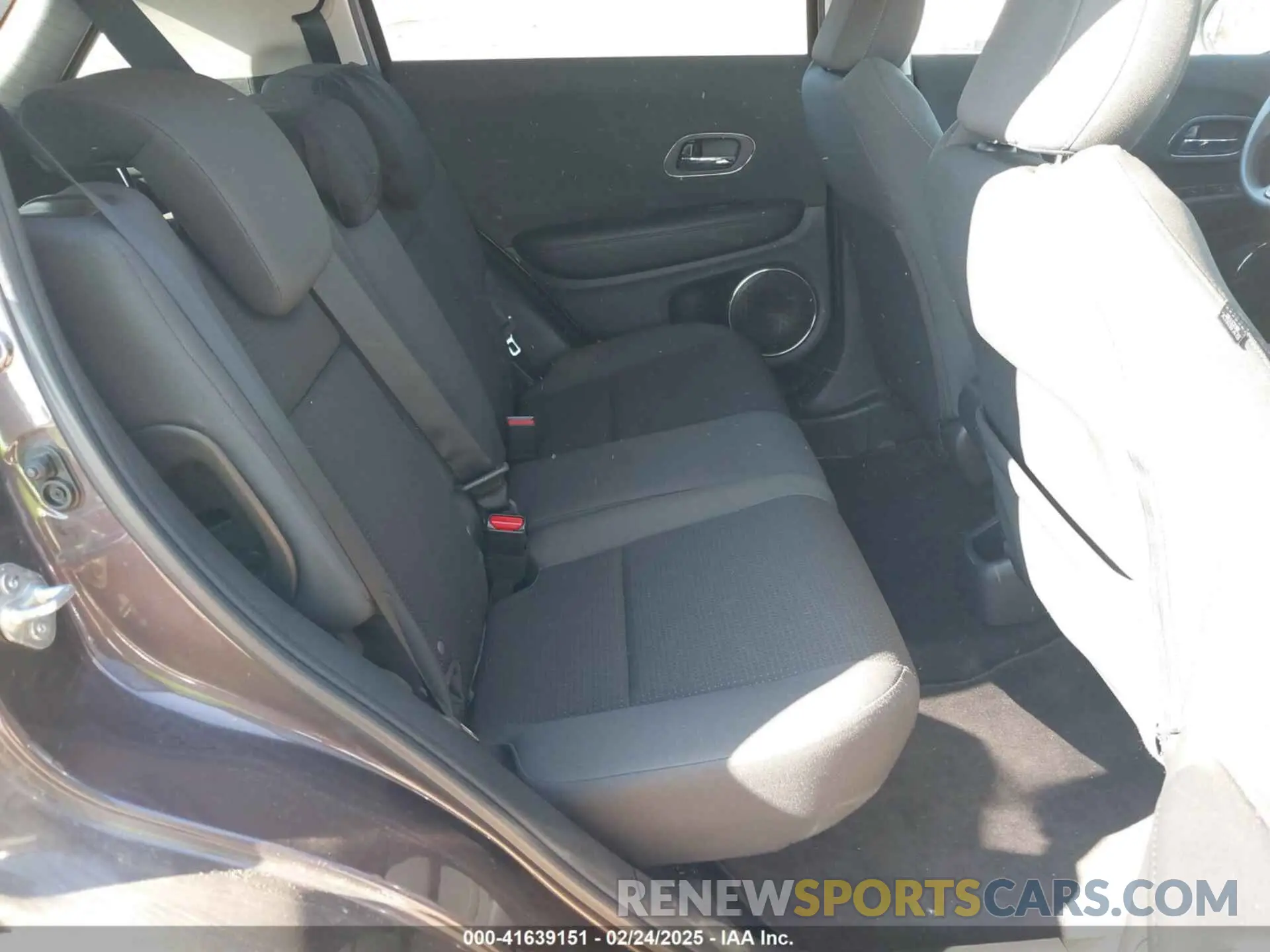 7 Photograph of a damaged car 3CZRU5H59MM711833 HONDA HR-V 2021