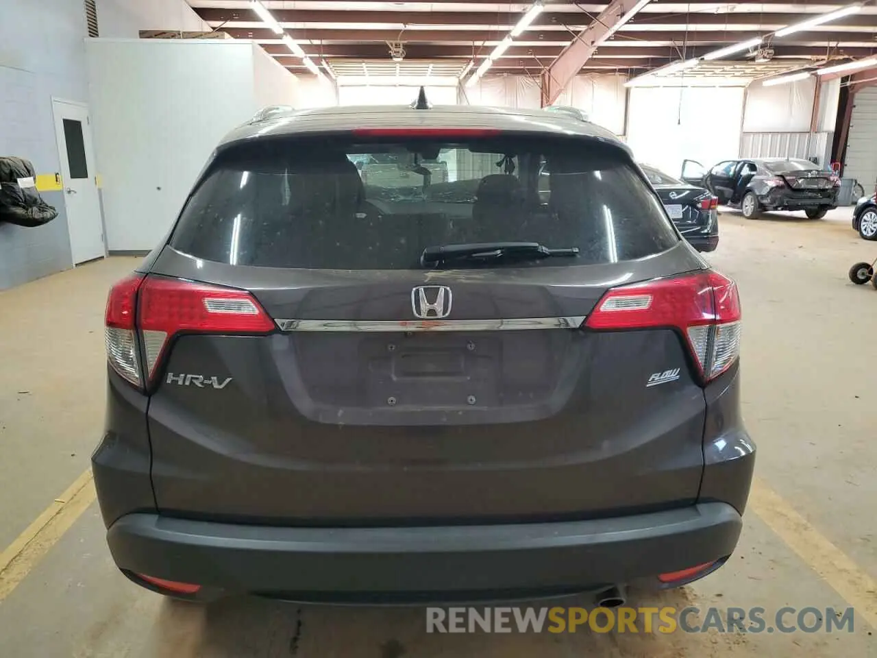 6 Photograph of a damaged car 3CZRU5H5XMM711825 HONDA HR-V 2021