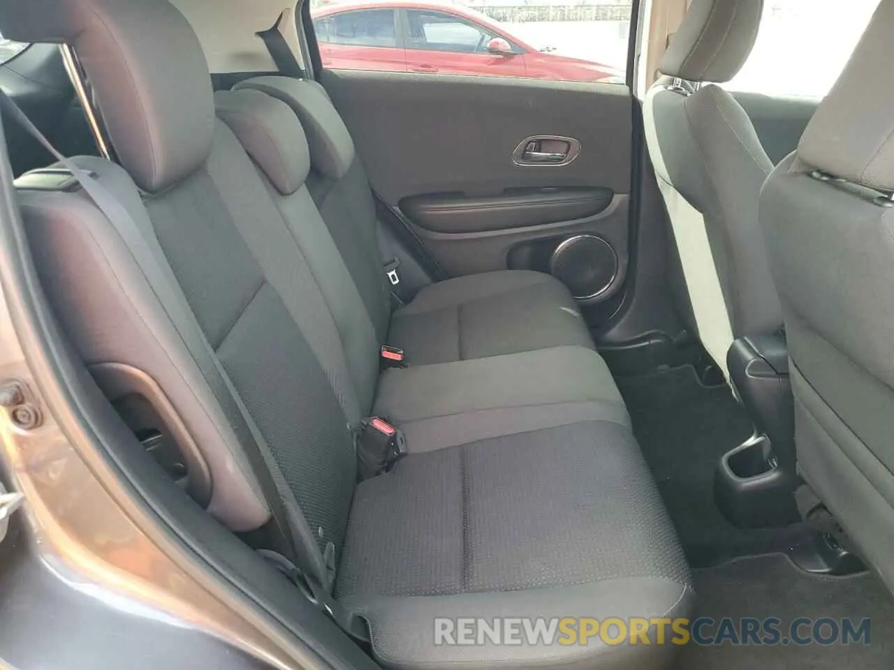 11 Photograph of a damaged car 3CZRU5H5XMM726650 HONDA HR-V 2021