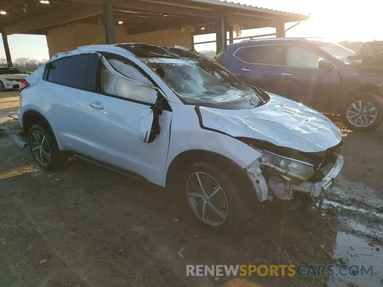 4 Photograph of a damaged car 3CZRU5H72MM715465 HONDA HR-V 2021