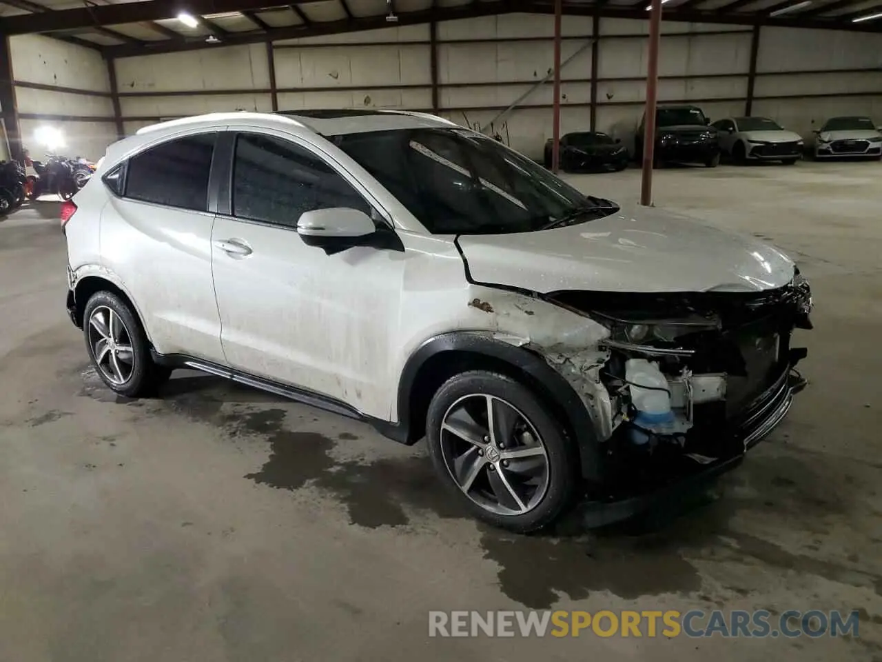 4 Photograph of a damaged car 3CZRU5H73MM713420 HONDA HR-V 2021