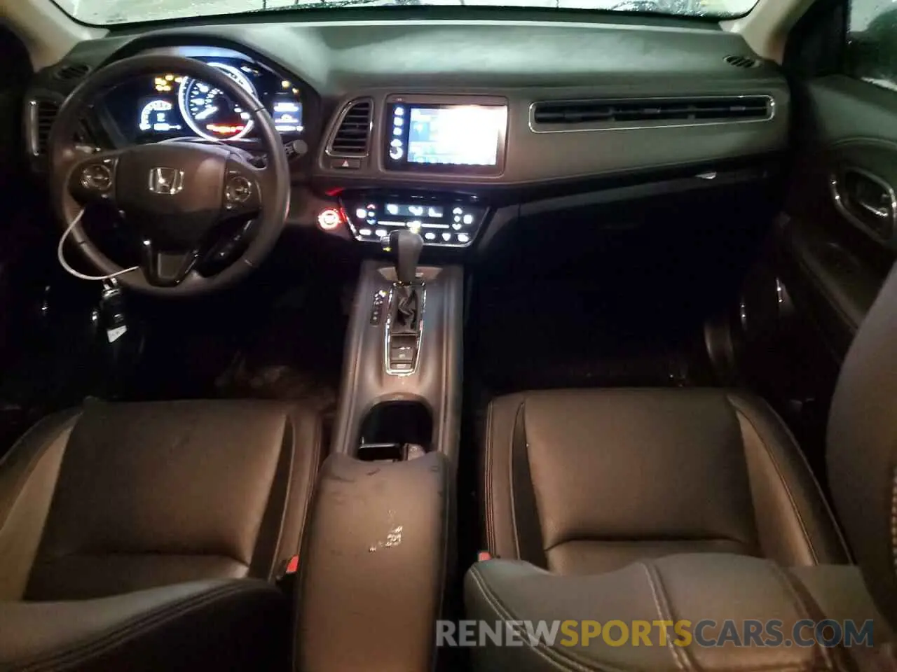 8 Photograph of a damaged car 3CZRU5H73MM713420 HONDA HR-V 2021