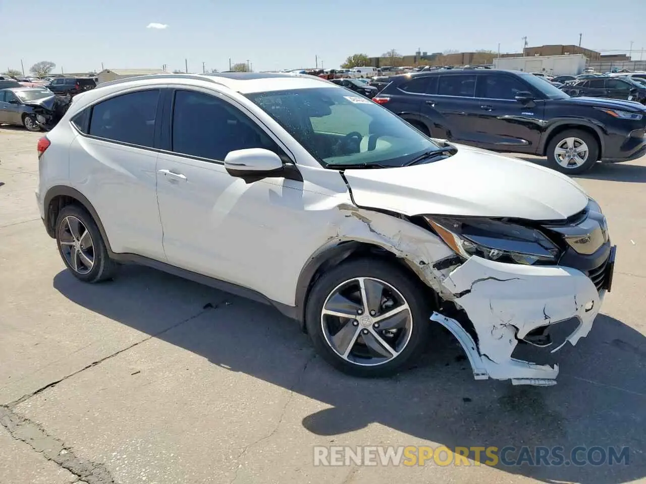 4 Photograph of a damaged car 3CZRU5H74MM715807 HONDA HR-V 2021