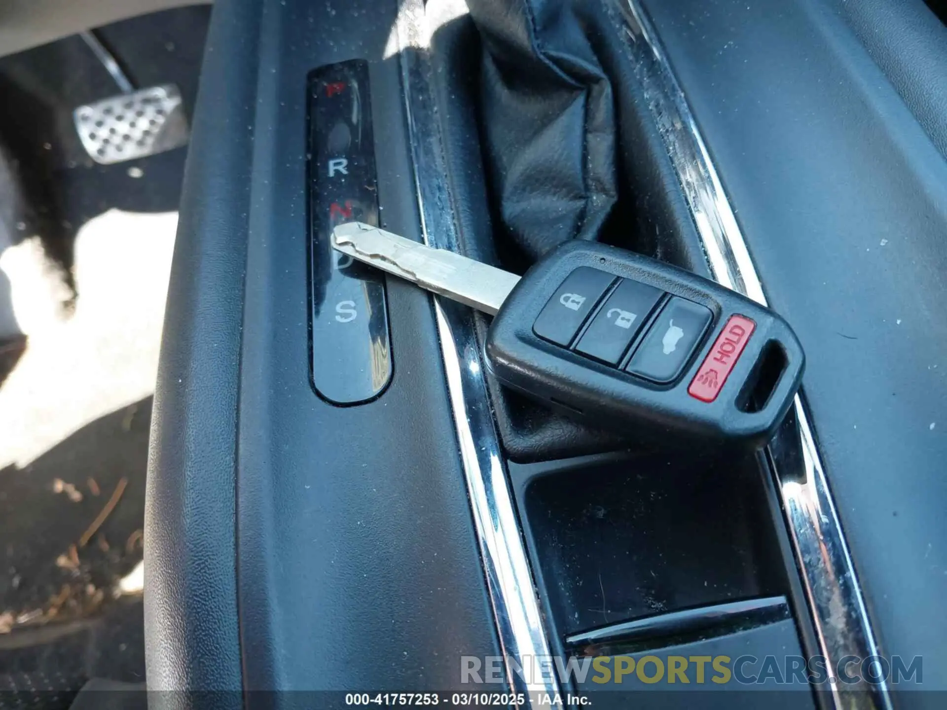 11 Photograph of a damaged car 3CZRU6H10MM702215 HONDA HR-V 2021
