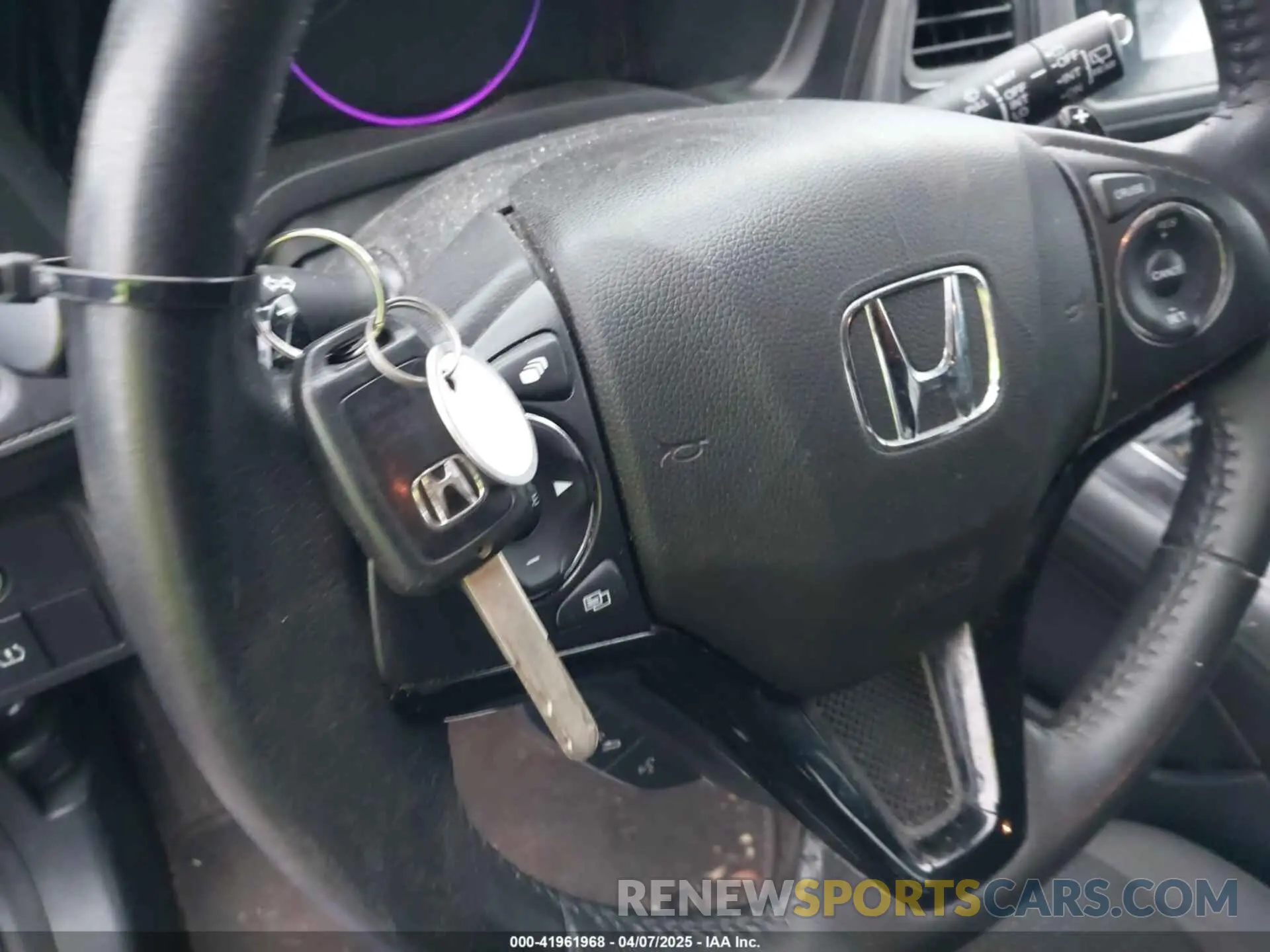 11 Photograph of a damaged car 3CZRU6H10MM732721 HONDA HR-V 2021
