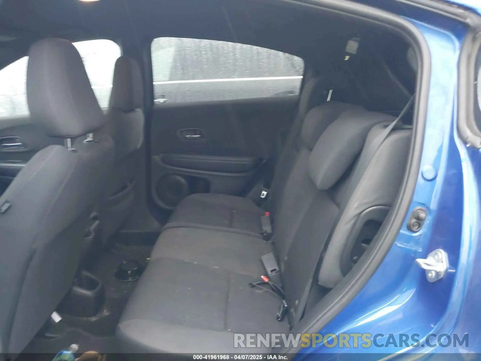 8 Photograph of a damaged car 3CZRU6H10MM732721 HONDA HR-V 2021