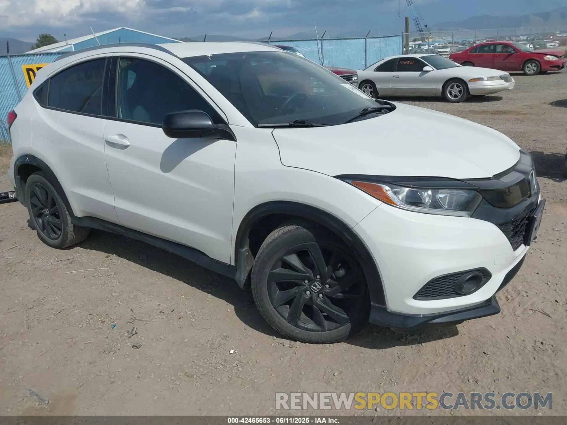 1 Photograph of a damaged car 3CZRU6H11MM727513 HONDA HR-V 2021