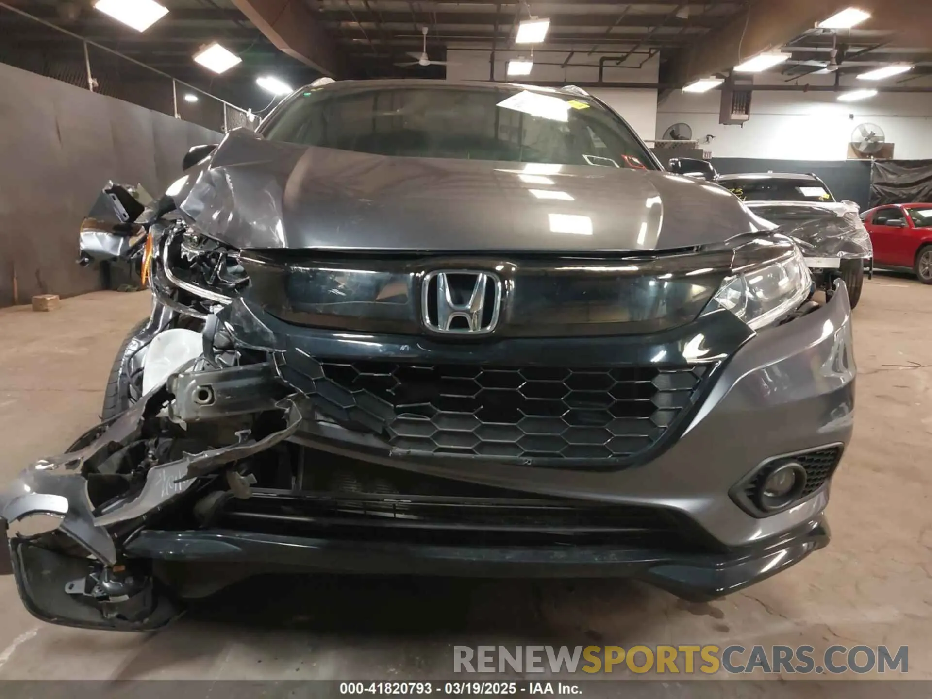 12 Photograph of a damaged car 3CZRU6H11MM740973 HONDA HR-V 2021