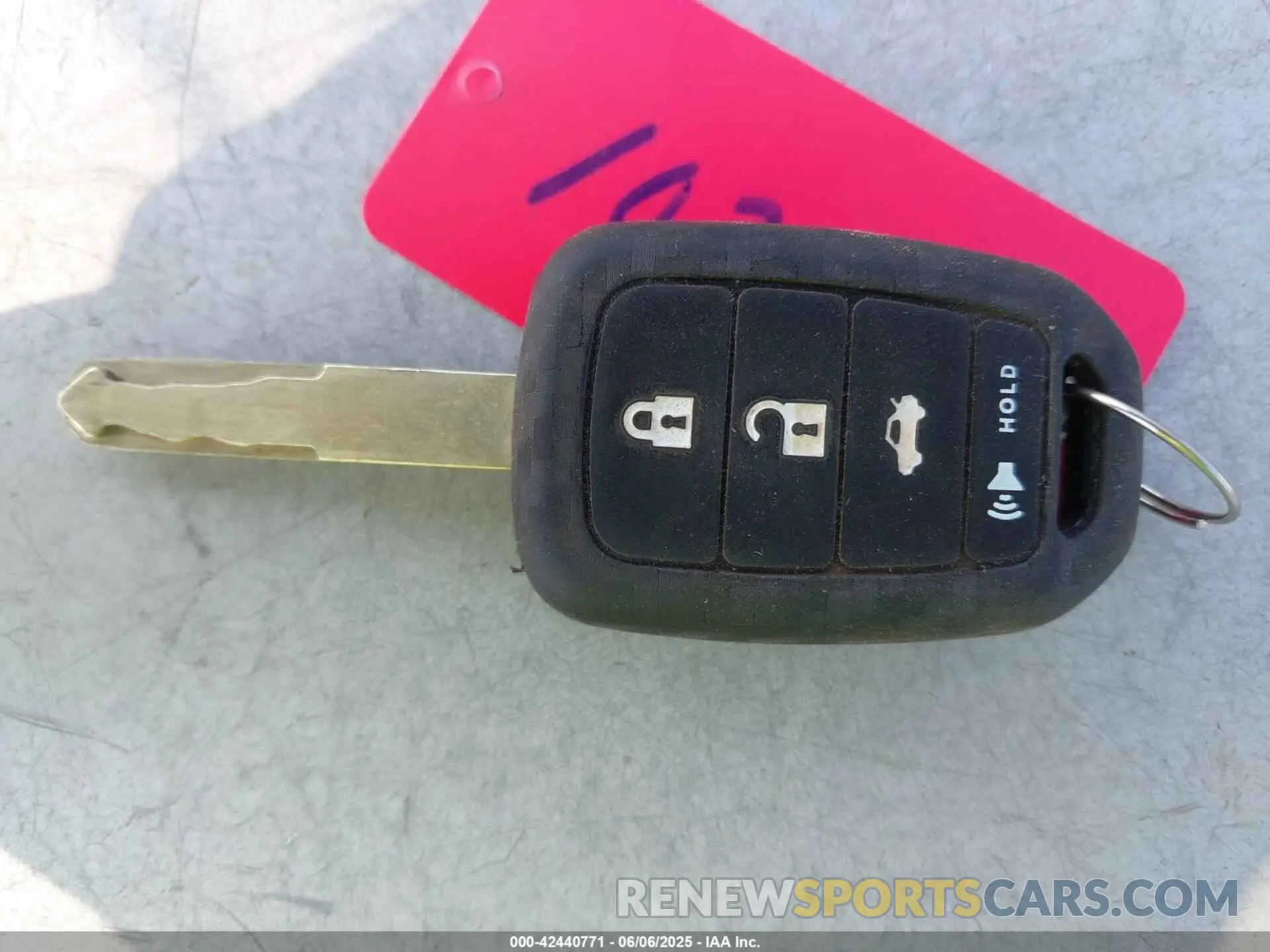 11 Photograph of a damaged car 3CZRU6H13MM755555 HONDA HR-V 2021