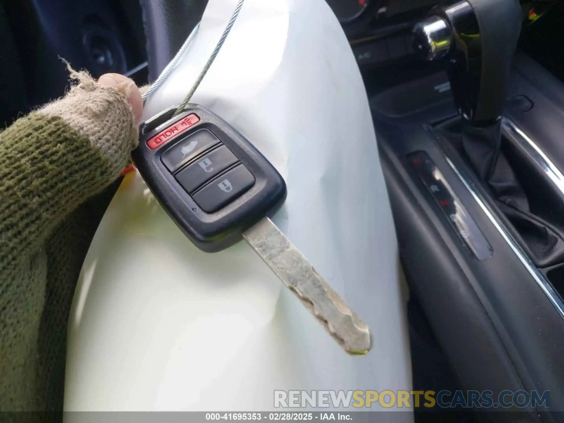 11 Photograph of a damaged car 3CZRU6H14MM750977 HONDA HR-V 2021