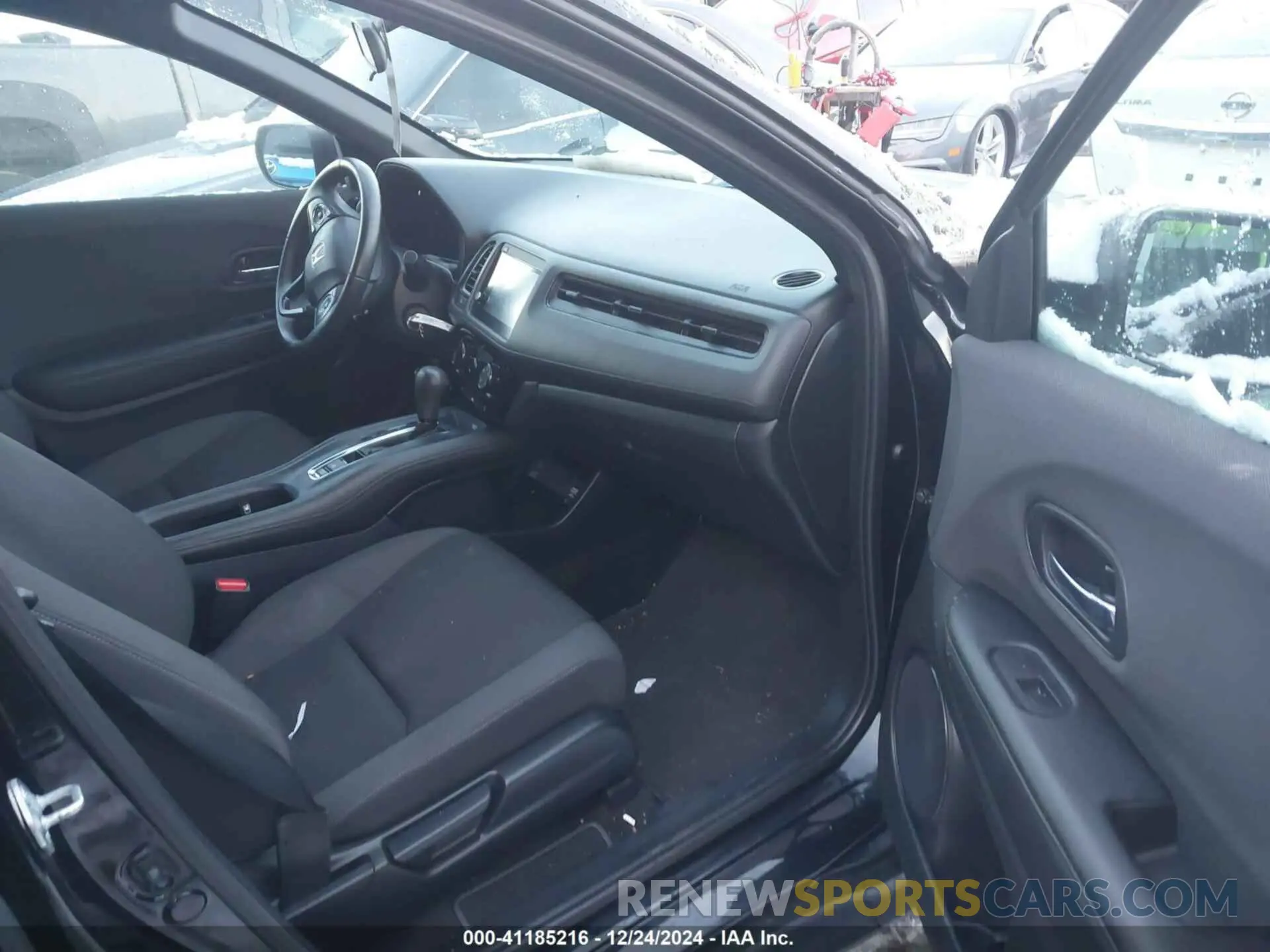 5 Photograph of a damaged car 3CZRU6H15MM714909 HONDA HR-V 2021