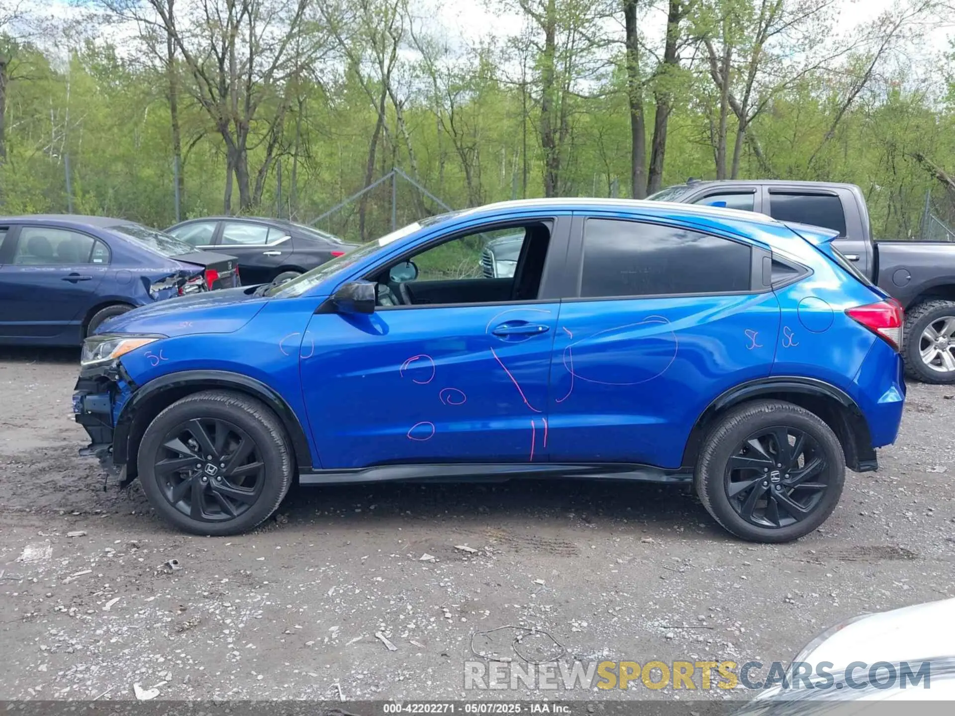 14 Photograph of a damaged car 3CZRU6H15MM749045 HONDA HR-V 2021