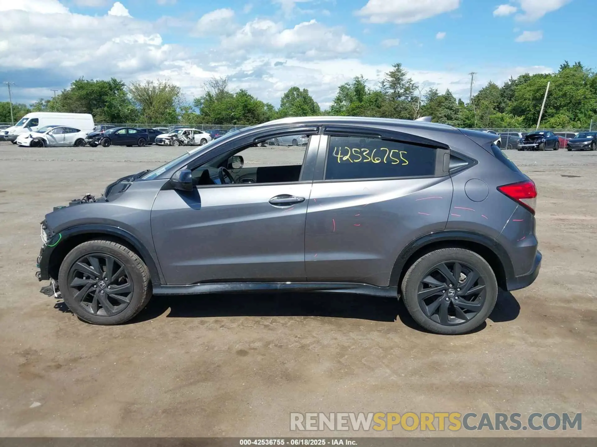 15 Photograph of a damaged car 3CZRU6H17MM720078 HONDA HR-V 2021