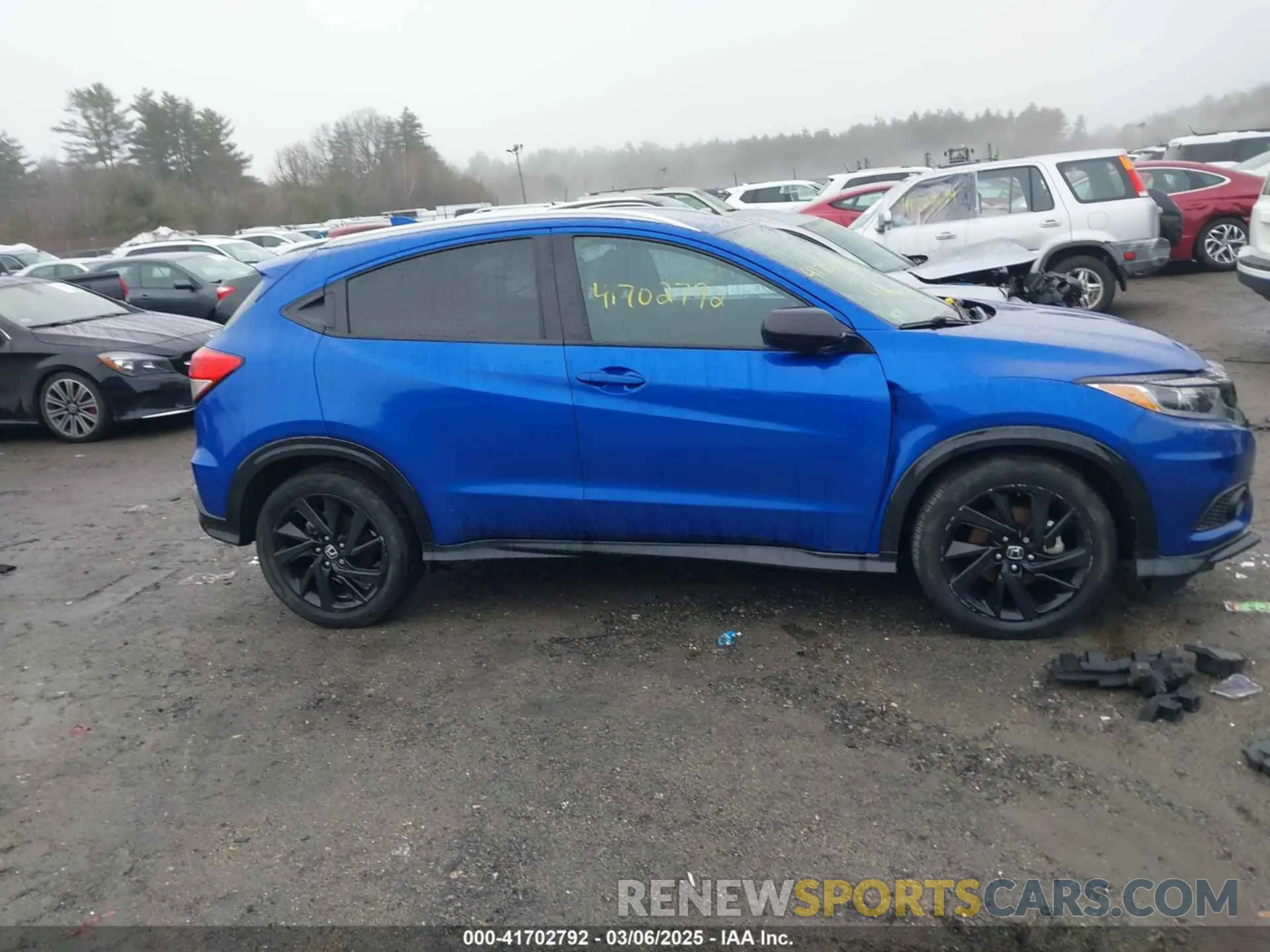 13 Photograph of a damaged car 3CZRU6H17MM743764 HONDA HR-V 2021