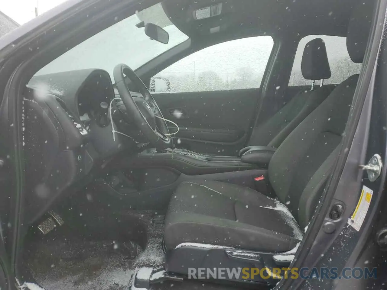 7 Photograph of a damaged car 3CZRU6H19MM711723 HONDA HR-V 2021