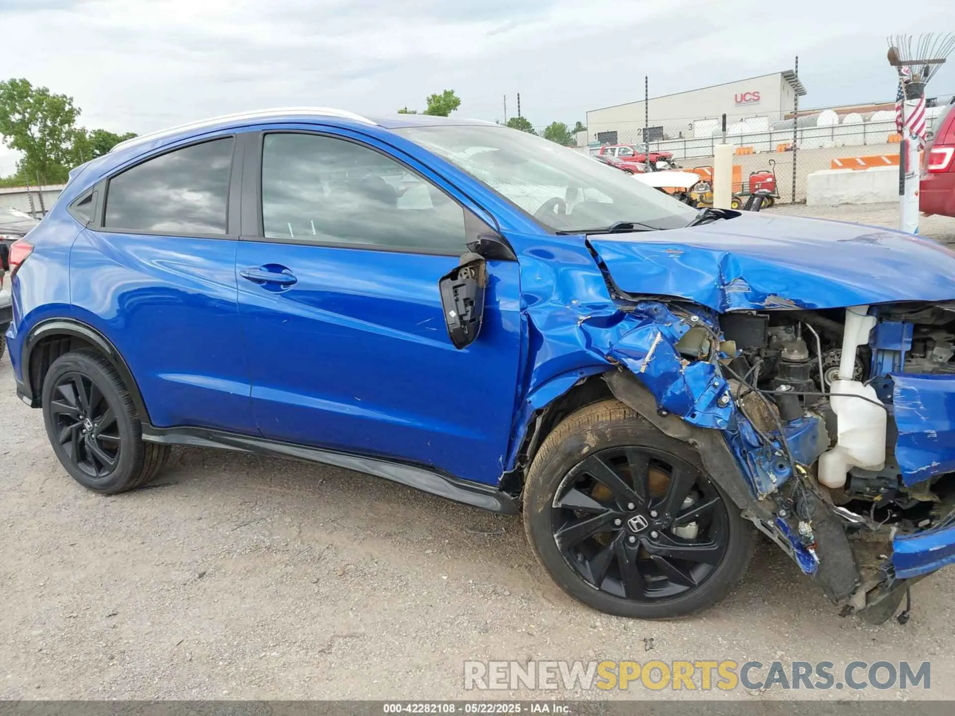 14 Photograph of a damaged car 3CZRU6H19MM730059 HONDA HR-V 2021