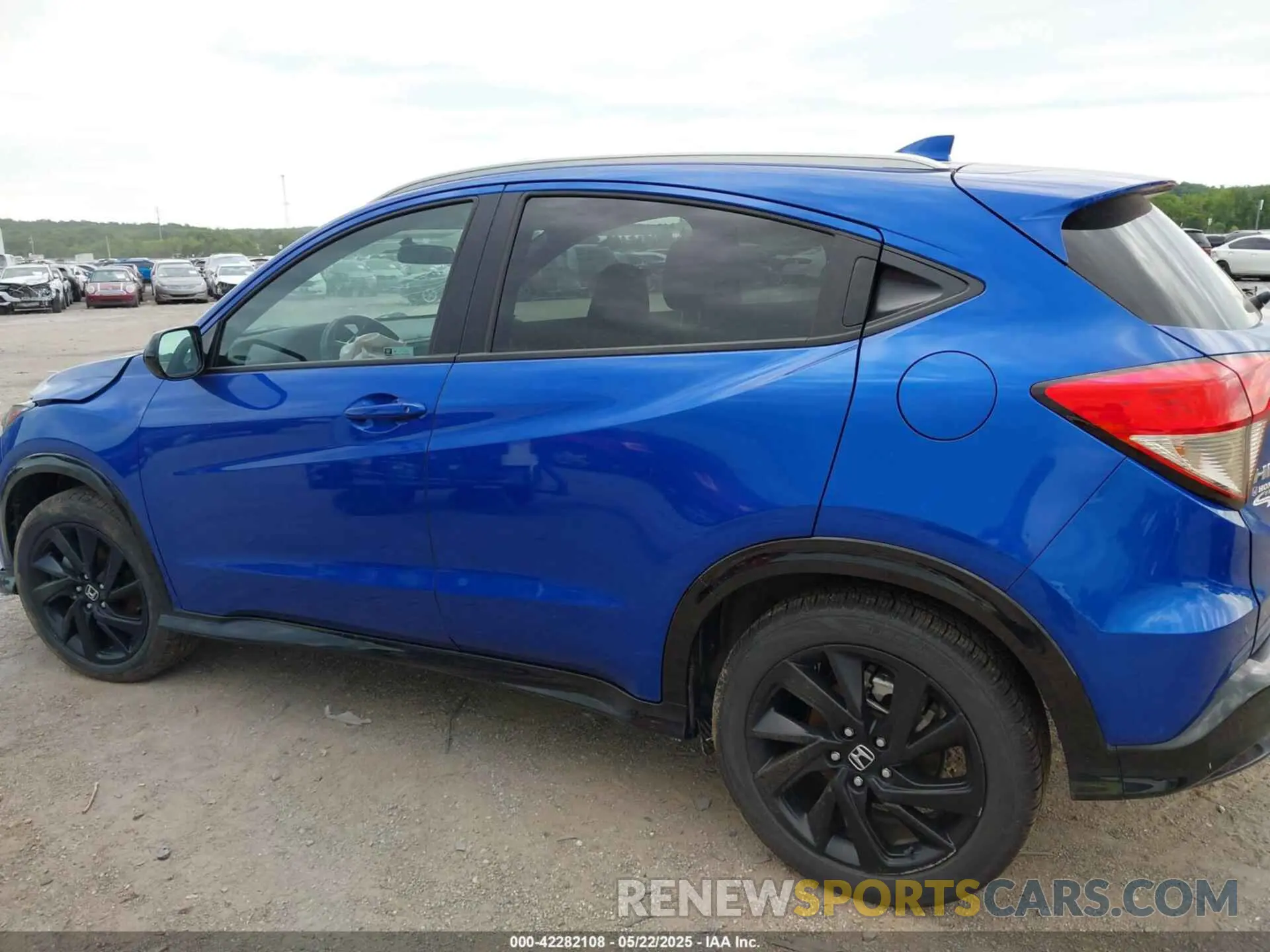 15 Photograph of a damaged car 3CZRU6H19MM730059 HONDA HR-V 2021