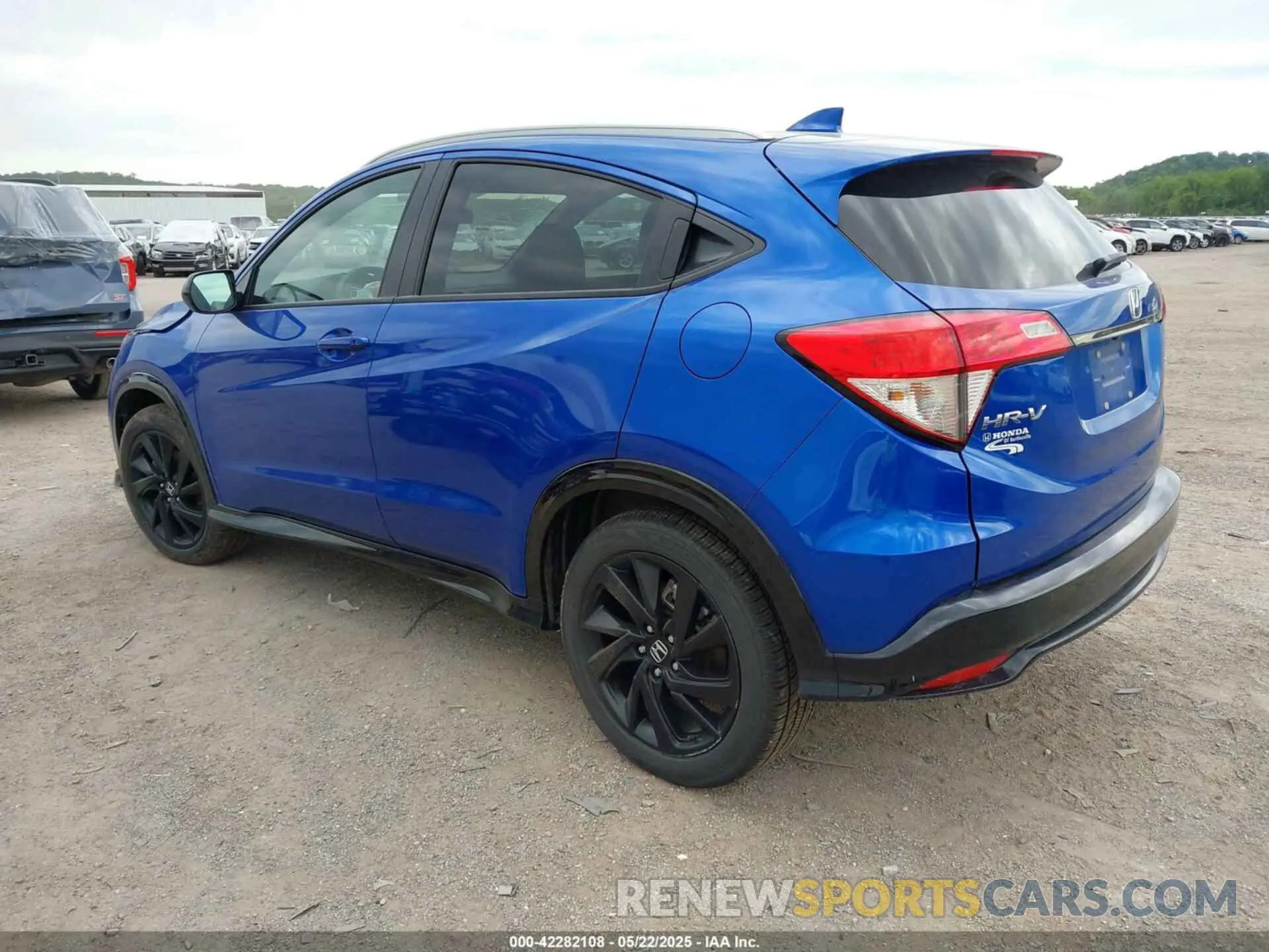 3 Photograph of a damaged car 3CZRU6H19MM730059 HONDA HR-V 2021
