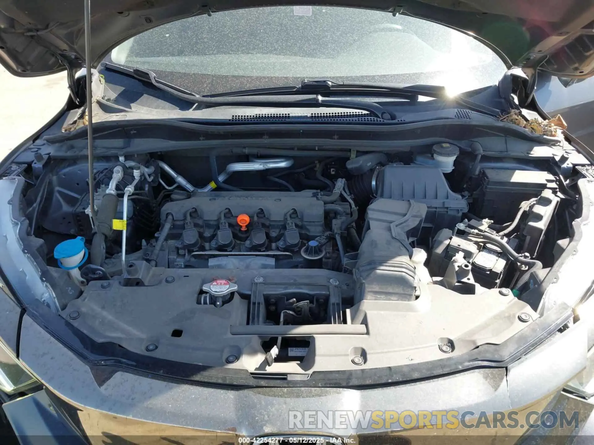 10 Photograph of a damaged car 3CZRU6H19MM742003 HONDA HR-V 2021