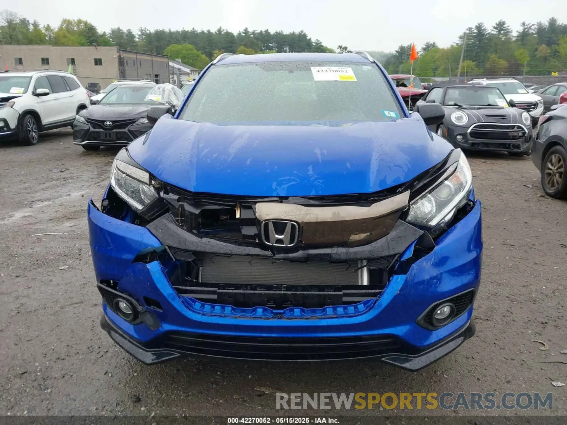 12 Photograph of a damaged car 3CZRU6H1XMM751017 HONDA HR-V 2021