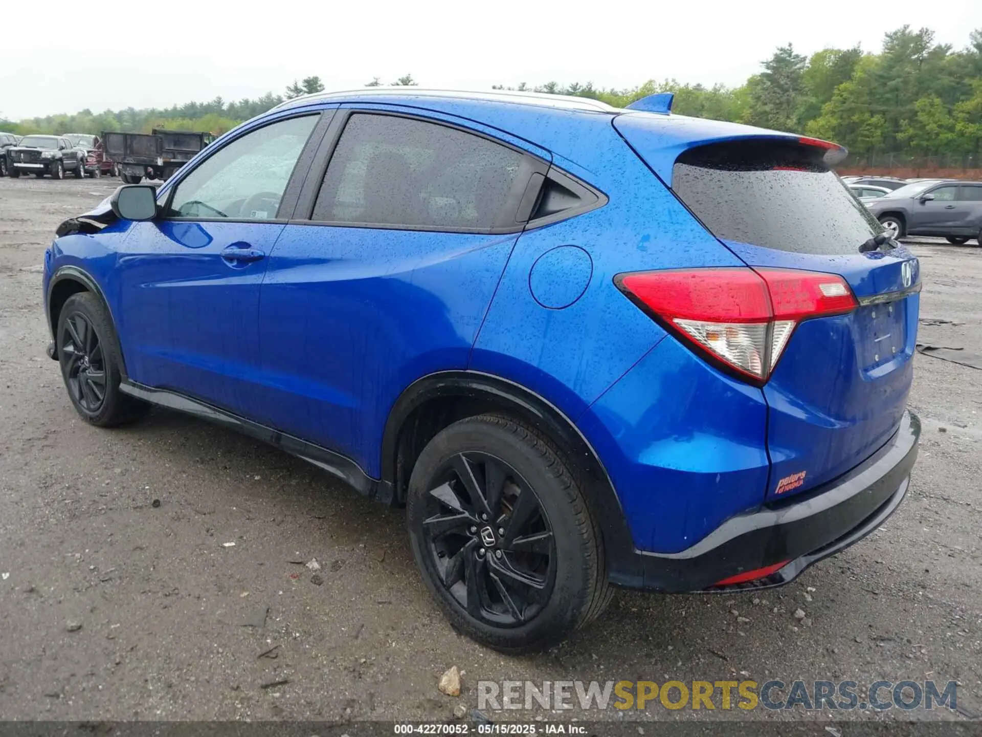 3 Photograph of a damaged car 3CZRU6H1XMM751017 HONDA HR-V 2021