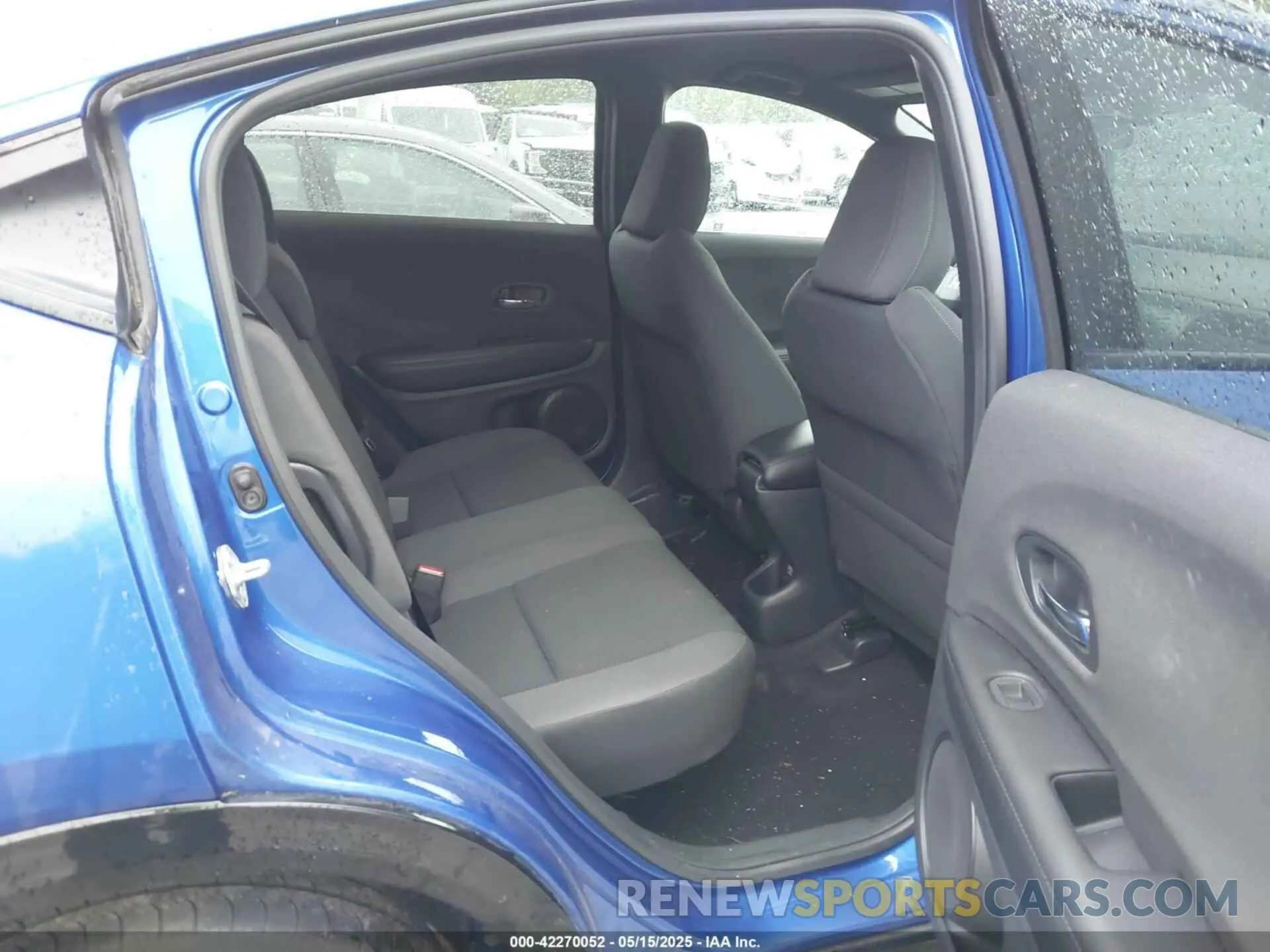 8 Photograph of a damaged car 3CZRU6H1XMM751017 HONDA HR-V 2021