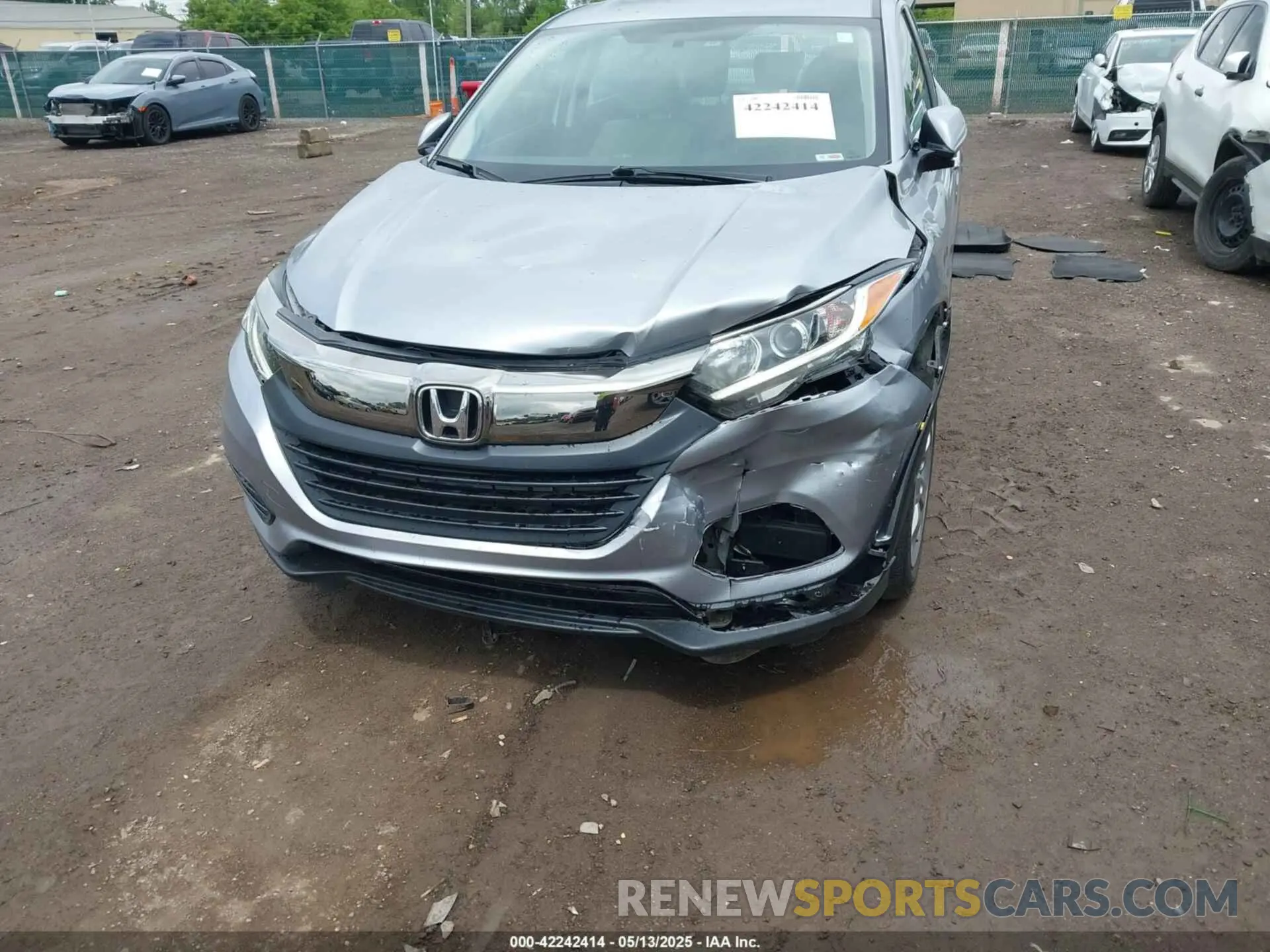 6 Photograph of a damaged car 3CZRU6H30MM707576 HONDA HR-V 2021