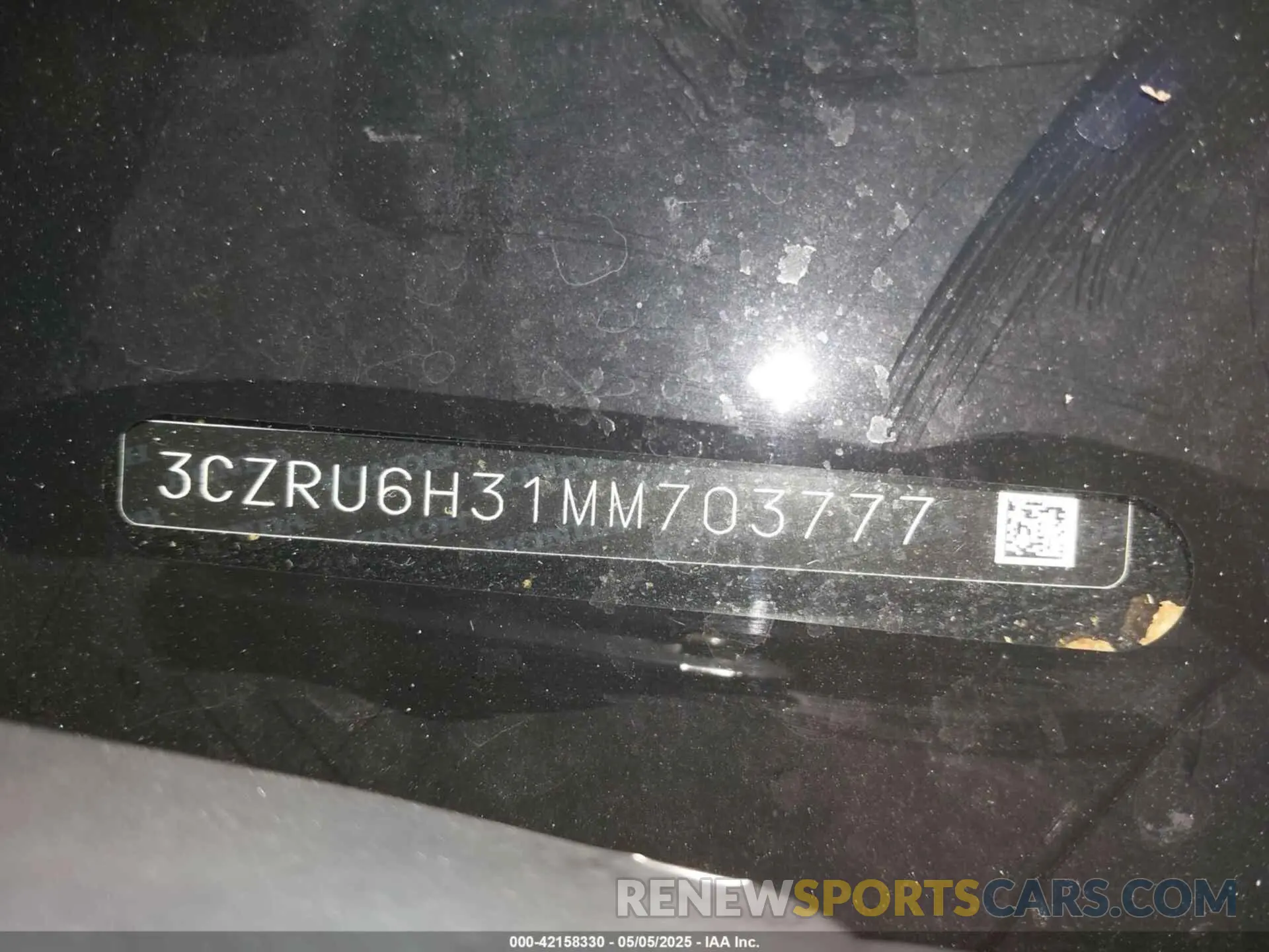 18 Photograph of a damaged car 3CZRU6H31MM703777 HONDA HR-V 2021