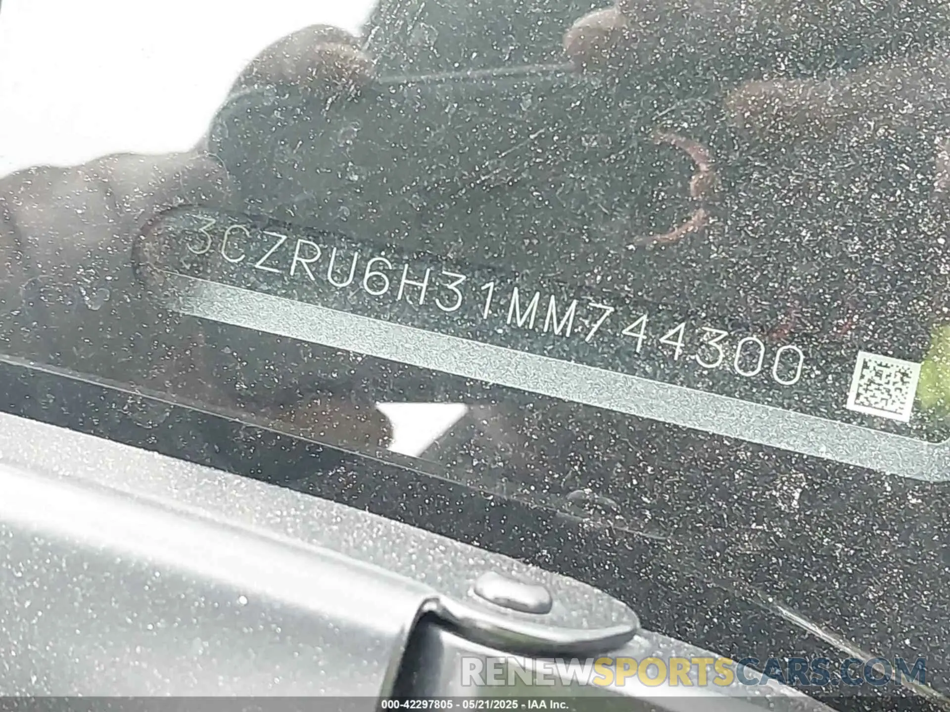 17 Photograph of a damaged car 3CZRU6H31MM744300 HONDA HR-V 2021